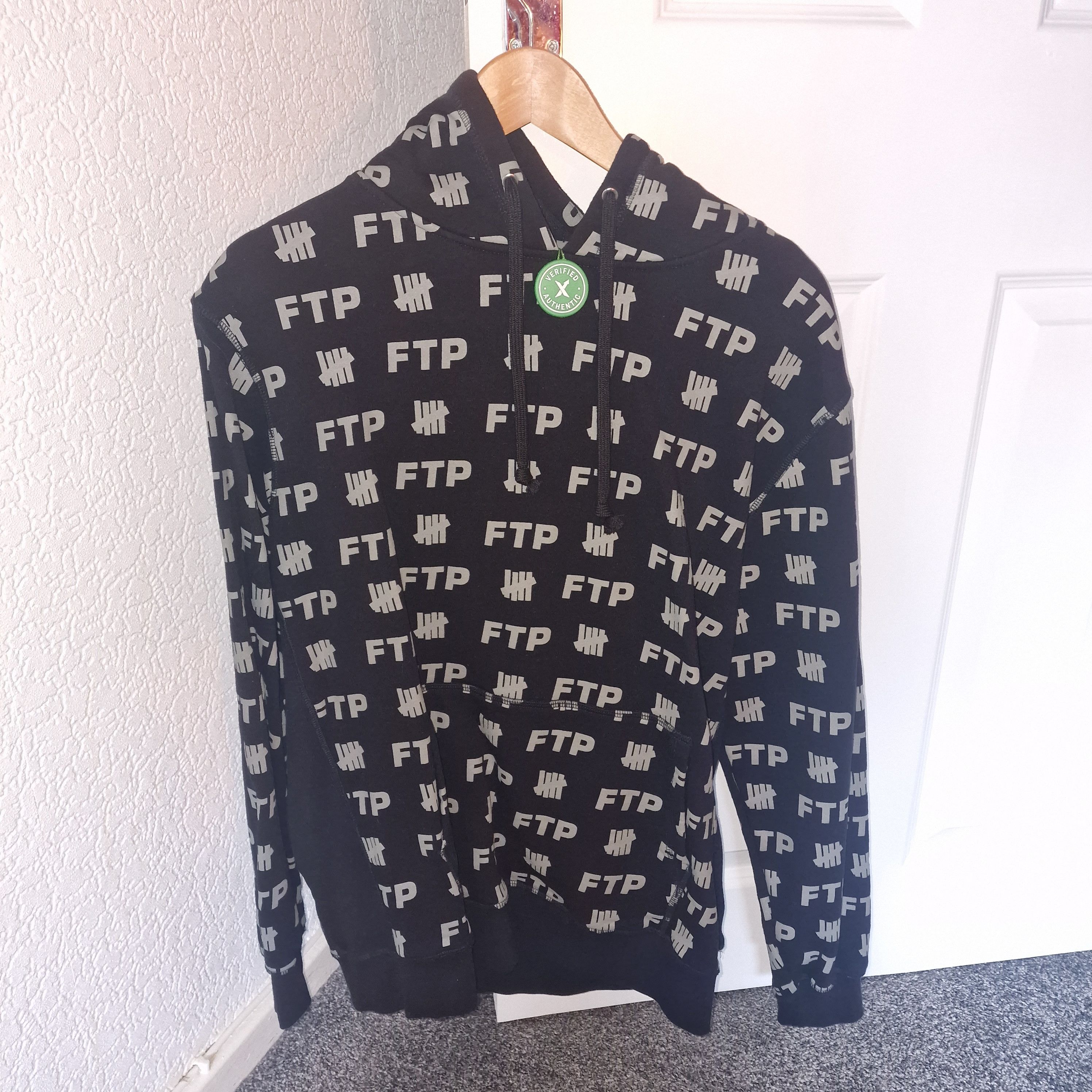 Fuck The Population × Undefeated FTP x Undefeated All-over Stock X Authenticated Hoodie Size US M / EU 48-50 / 2 - 1 Thumbnail