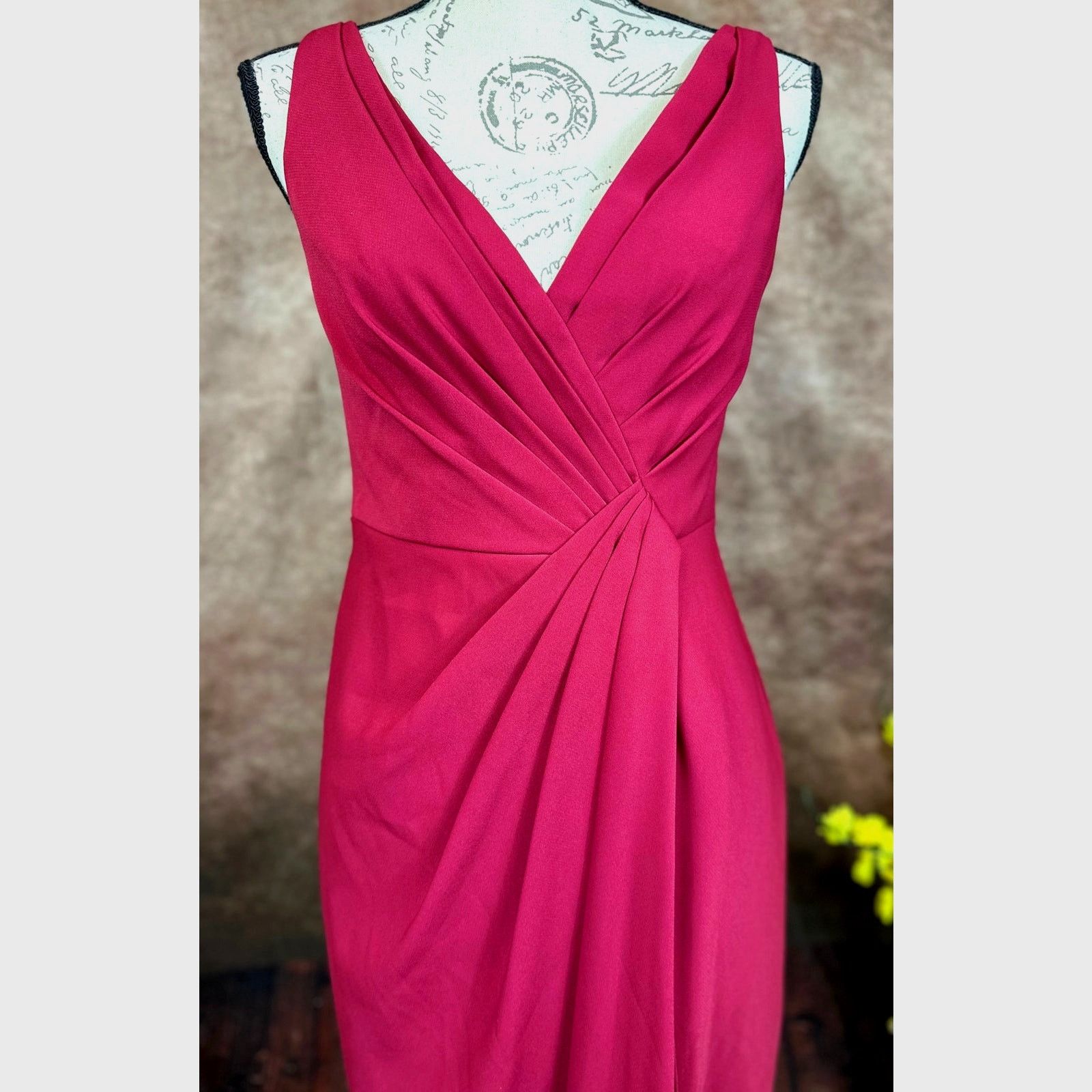 Jenny Packham Jenny Packham V-Neck Crepe Column Gown - Burgundy - size 4 Size S / US 4 / IT 40 - 7 Thumbnail