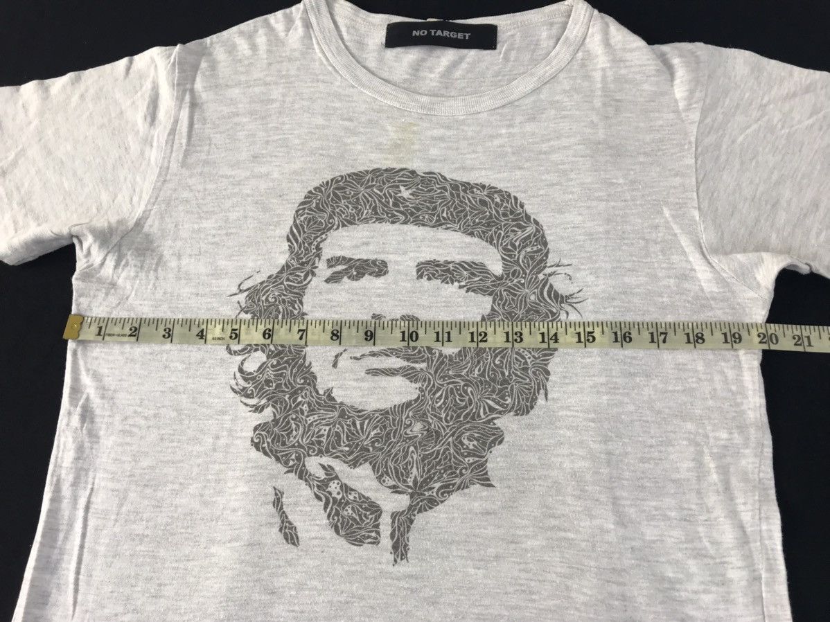 Vintage 90s No Target Che Gueverra Big Face Logo Crewneck Tee Size US L / EU 52-54 / 3 - 8 Thumbnail