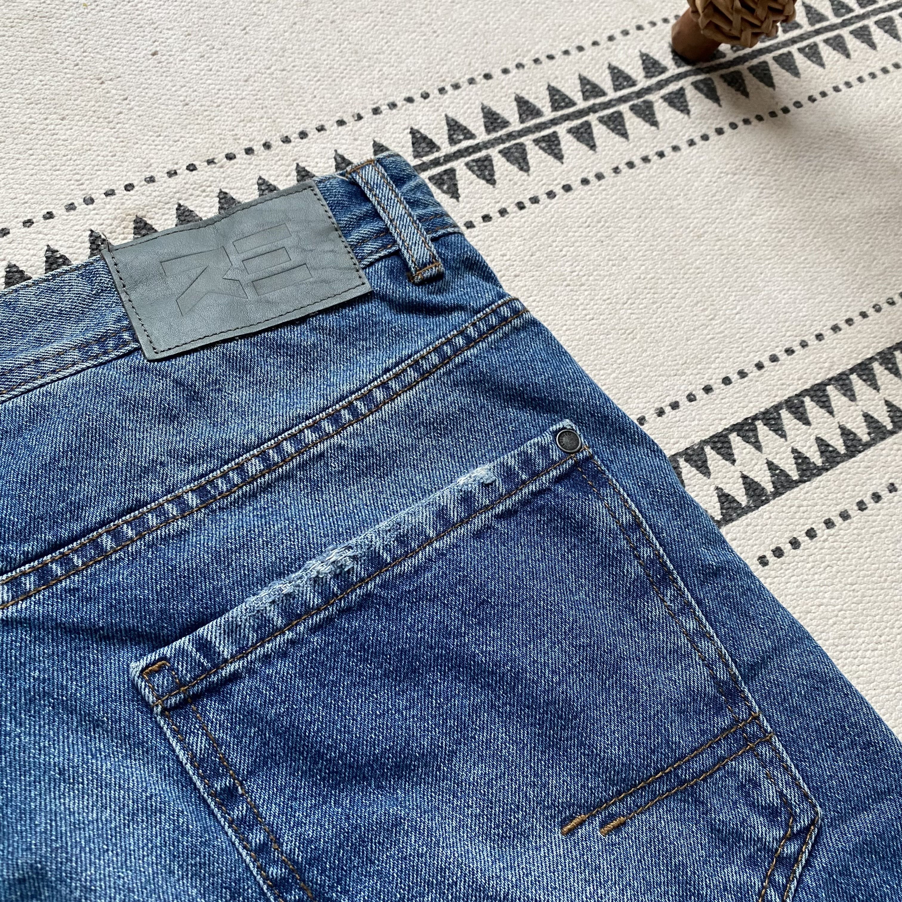 Lee Distressed Denim Faded Blue Pants Vintage lee Style Jeans Size US 33 - 6 Thumbnail