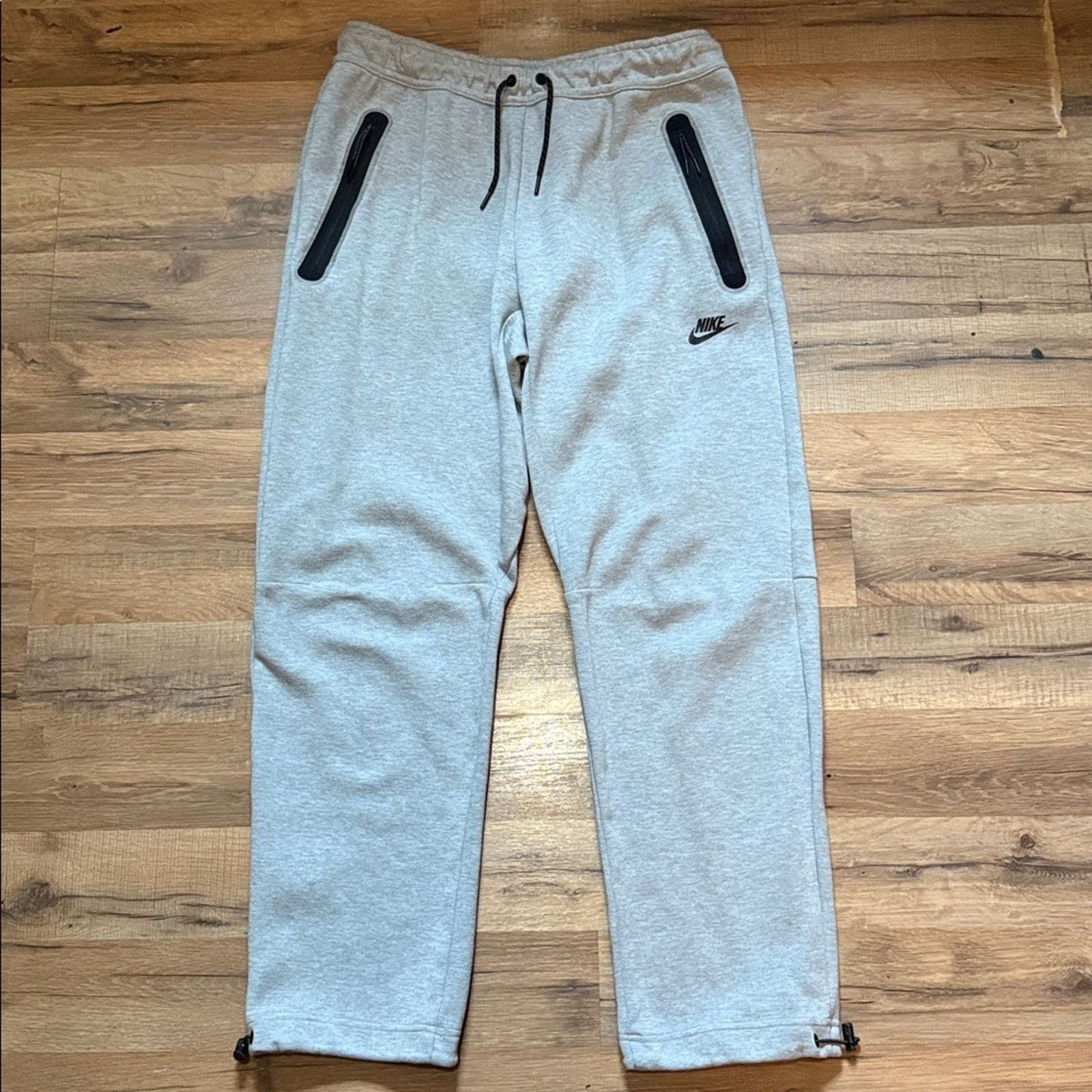 Nike Nike Tech Fleece Straight Leg Jogger Sweatpants Size US 30 / EU 46 - 2 Thumbnail