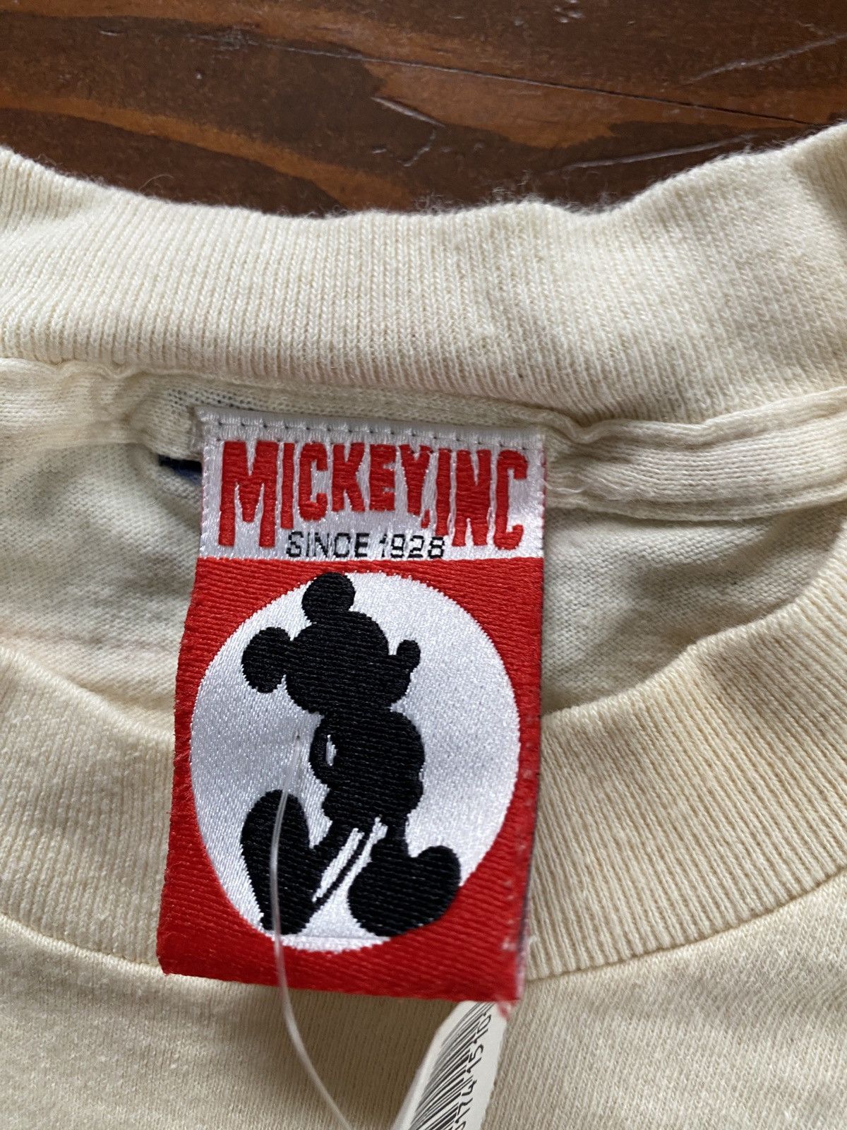 Vintage NWT 90’s Mickey Seed Minnie Pansy Single Stitch Tee