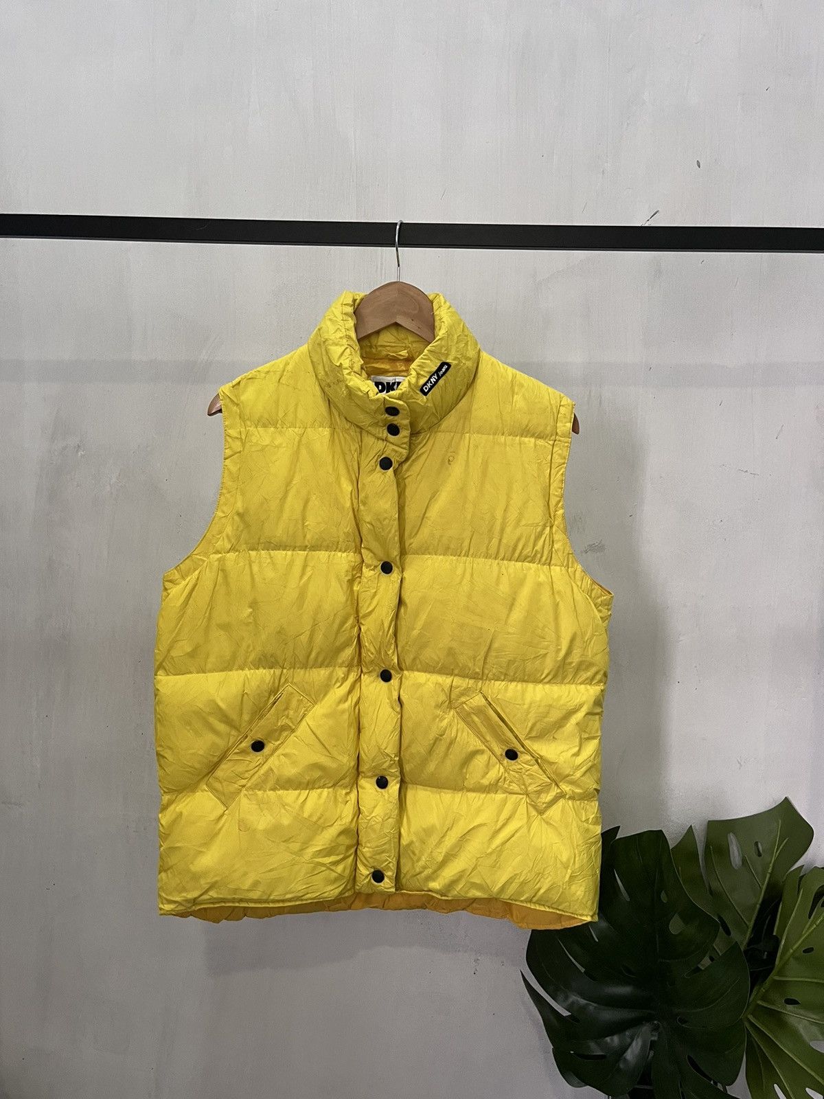 DKNY × Vintage Vtg DKNY jeans puffer vest hood Size US L / EU 52-54 / 3 - 1 Thumbnail