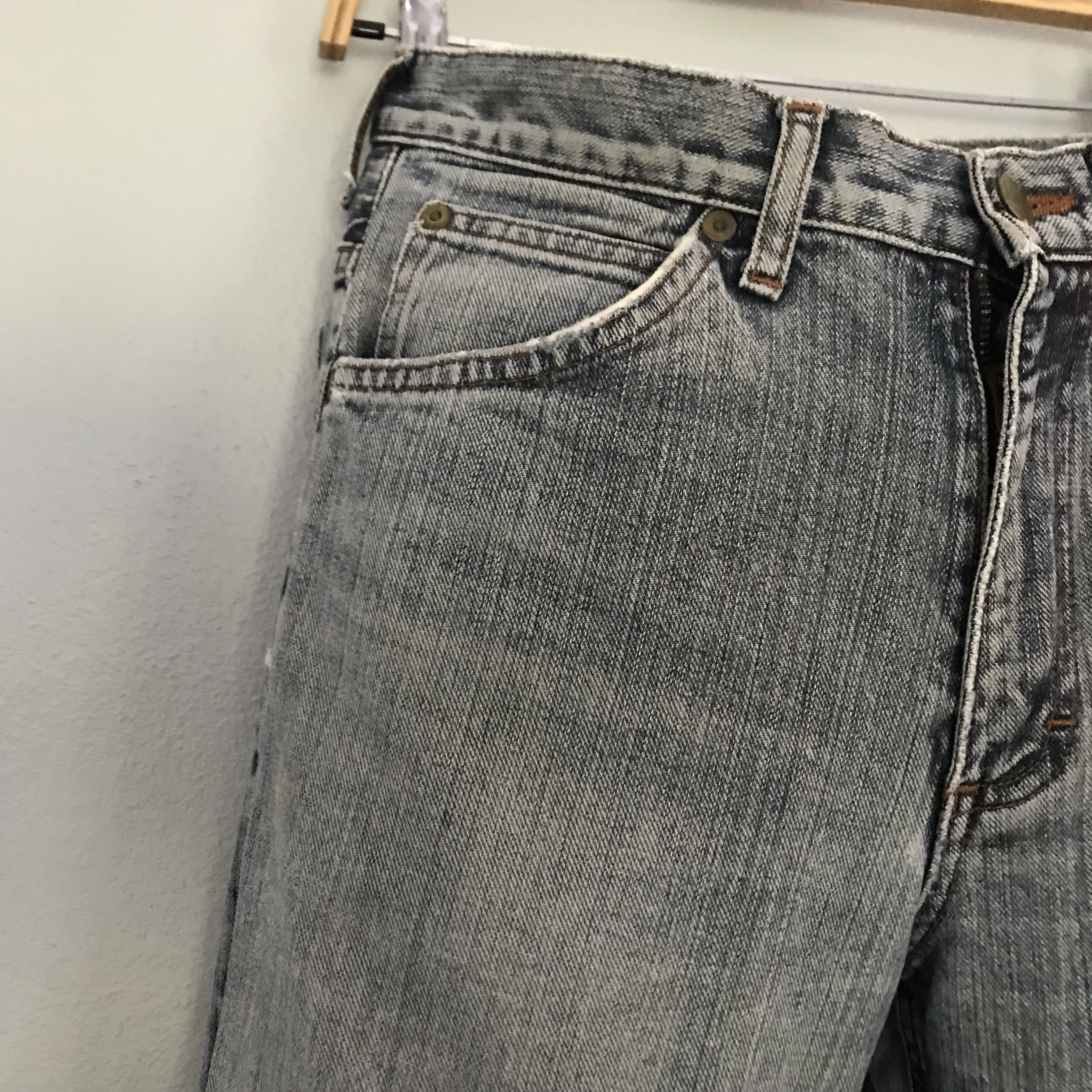 Lee Vintage 90s Lee Light Wash Faded Blue Straigh Flare Size US 29 - 6 Thumbnail