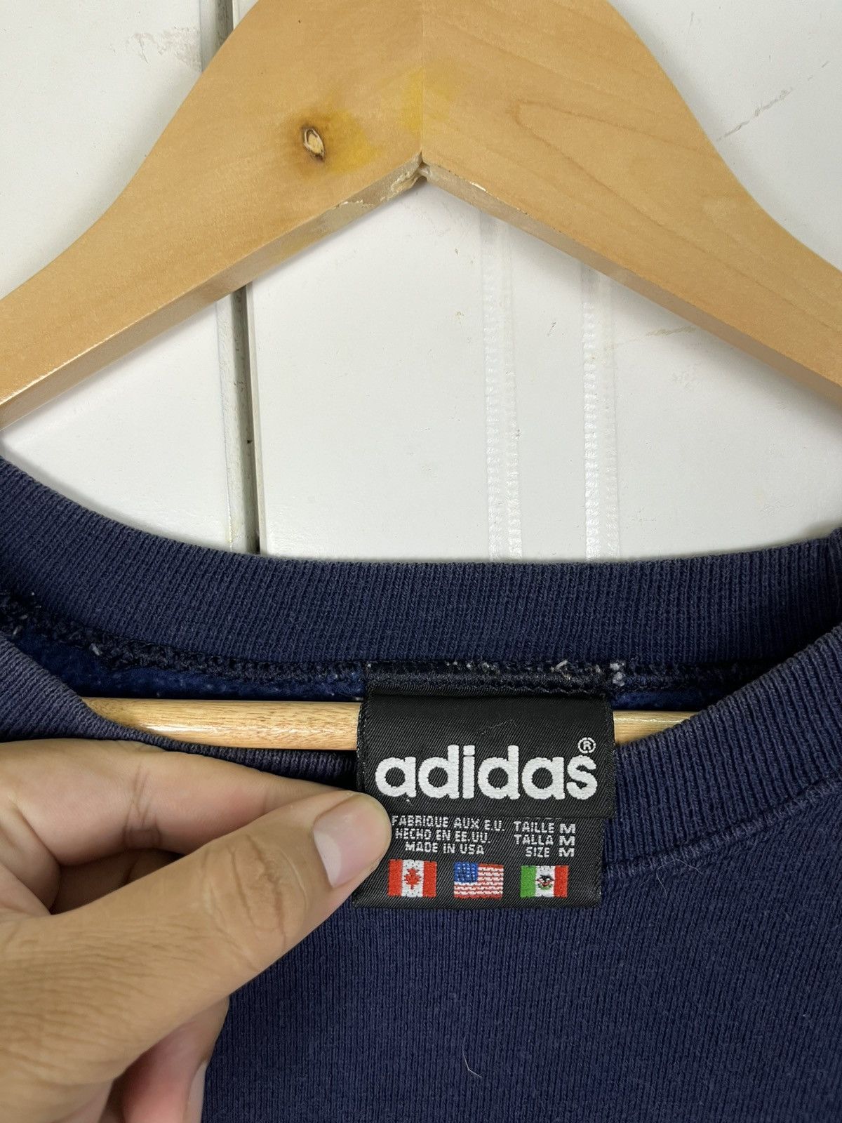 Adidas × Vintage Vintage Adidas Trefoil Crewneck Size US M / EU 48-50 / 2 - 7 Thumbnail