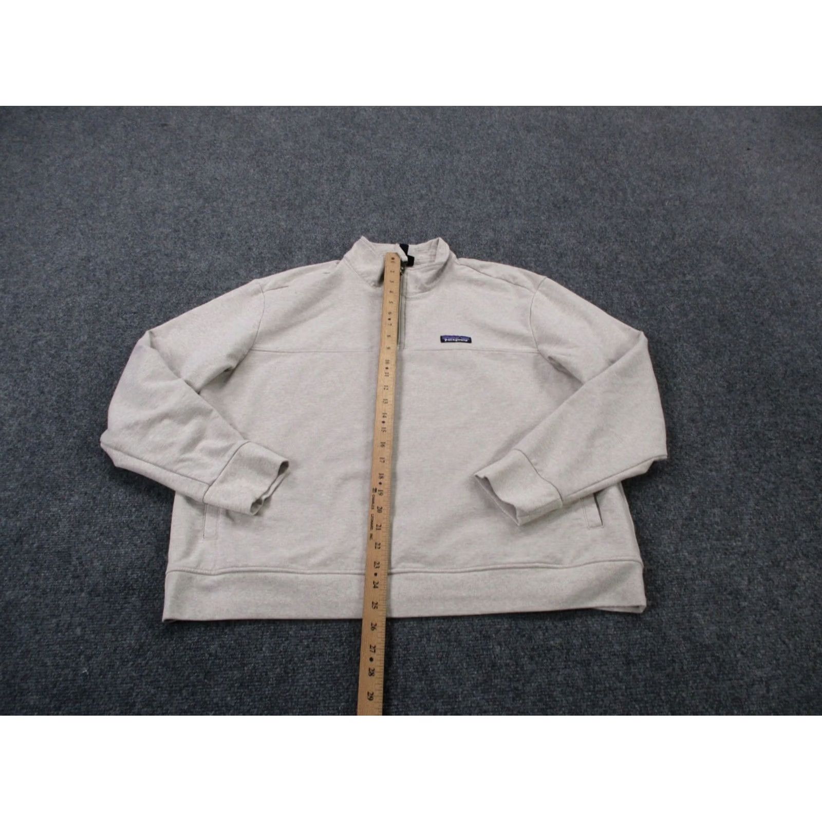 Patagonia Patagonia Jacket Mens XL White 1/4 Zip Lightweight Windproof Thermal Fleece Logo 42150 Size US XL / EU 56 / 4 - 3 Thumbnail
