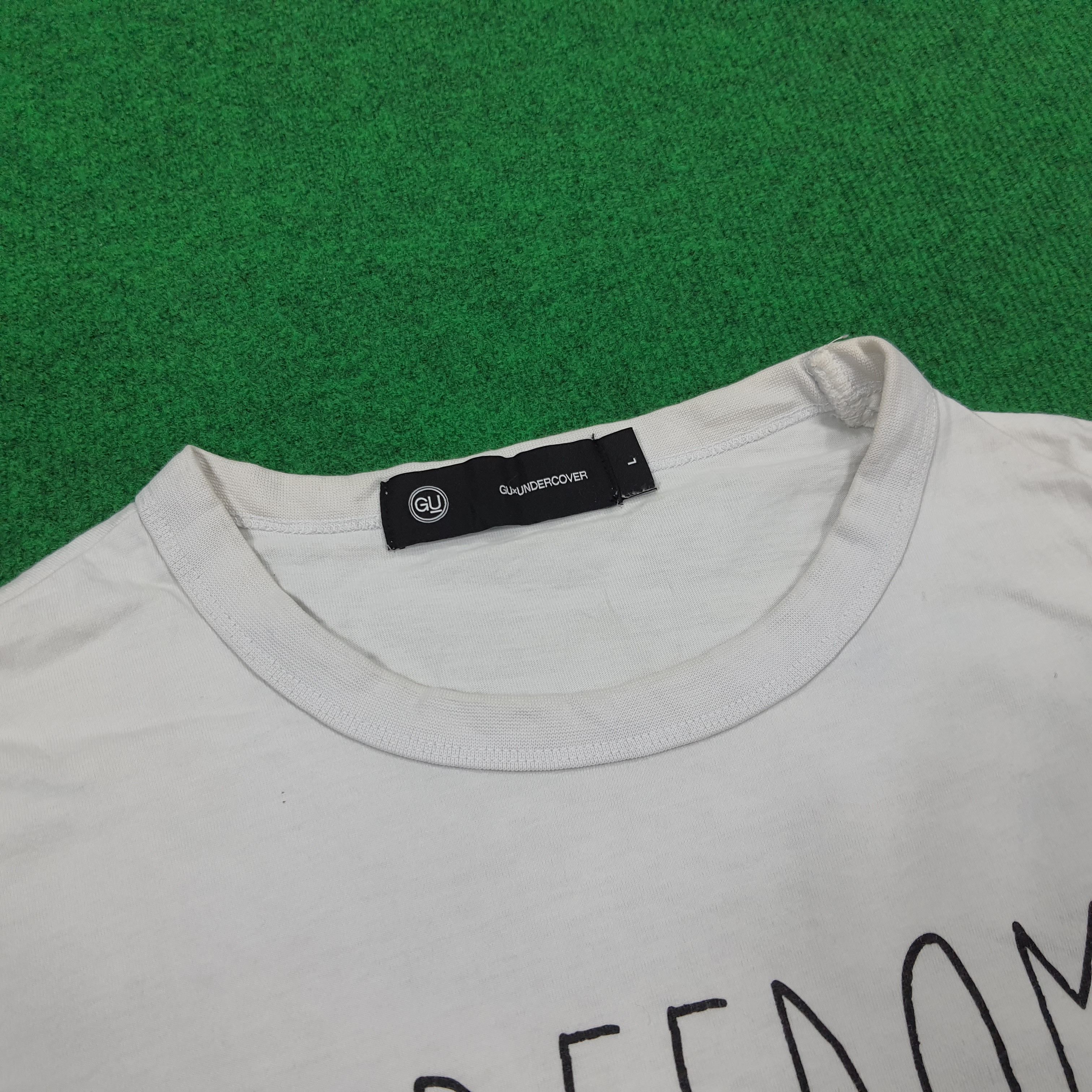 Japanese Brand × Vintage Vintage Undercover x GU Streetwear T-shirt Size US XL / EU 56 / 4 - 5 Thumbnail