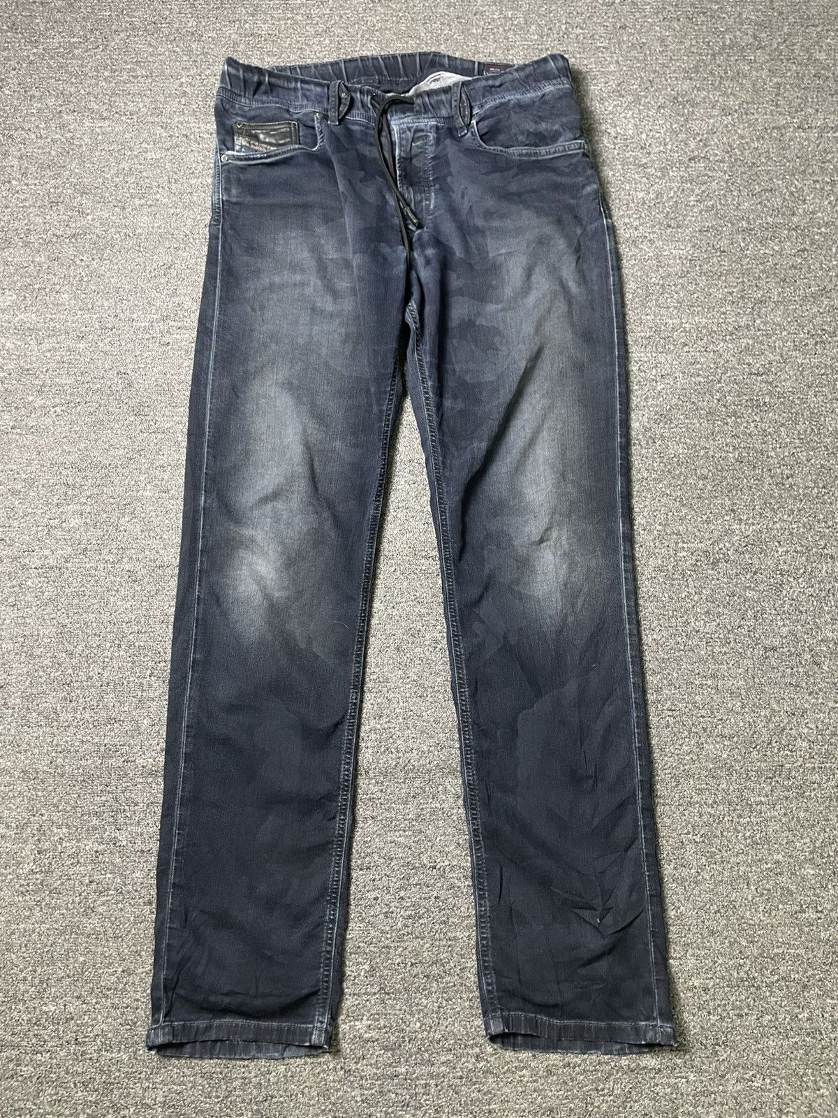 Diesel × Vintage DIESEL INDUSTRY RELAXED FIT JEANS (103) Size US 33 - 1 Thumbnail