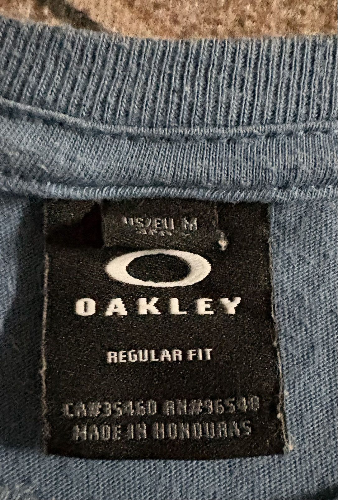 Oakley OAKLEY Big Logo Spell Out Back Side T-Shirt Size US L / EU 52-54 / 3 - 6 Thumbnail