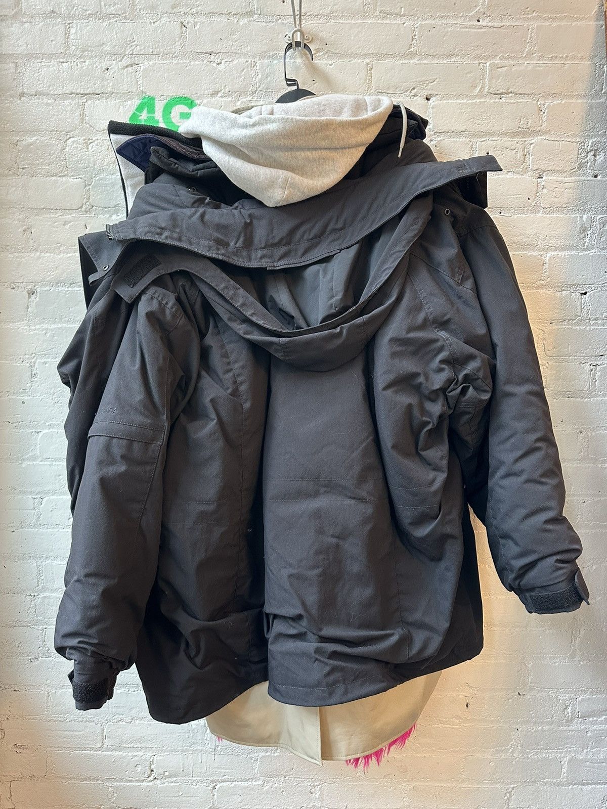 Balenciaga BALENCIAGA TRIPLE LAYER RUNWAY JACKET Size US XL / EU 56 / 4 - 3 Thumbnail