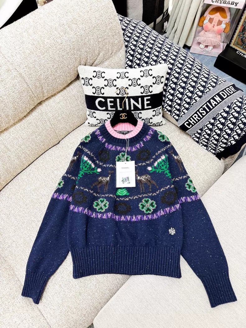 Chanel Chanel 25N Coco neige ski series dark blue pink rim reinde Size XS / US 0-2 / IT 36-38 - 3 Thumbnail