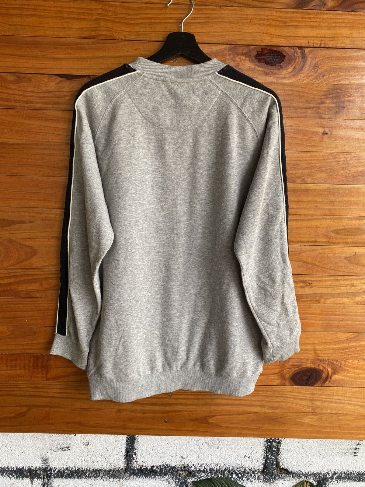 Japanese Brand Vintage Rilakkuma Grey Sweatshirt by San-X – Japanese Kawaii Size US M / EU 48-50 / 2 - 9 Thumbnail