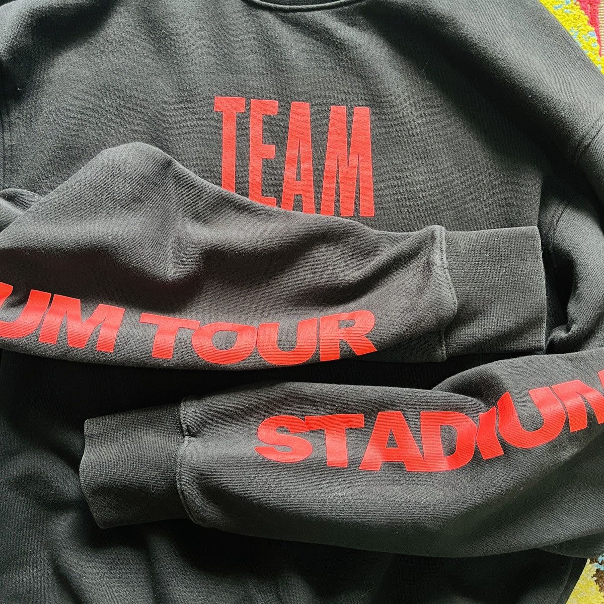 Band Tees × Justin Bieber Justin Bieber Crew Team Sweater Stadium Tour 2017 Size US M / EU 48-50 / 2 - 18 Thumbnail