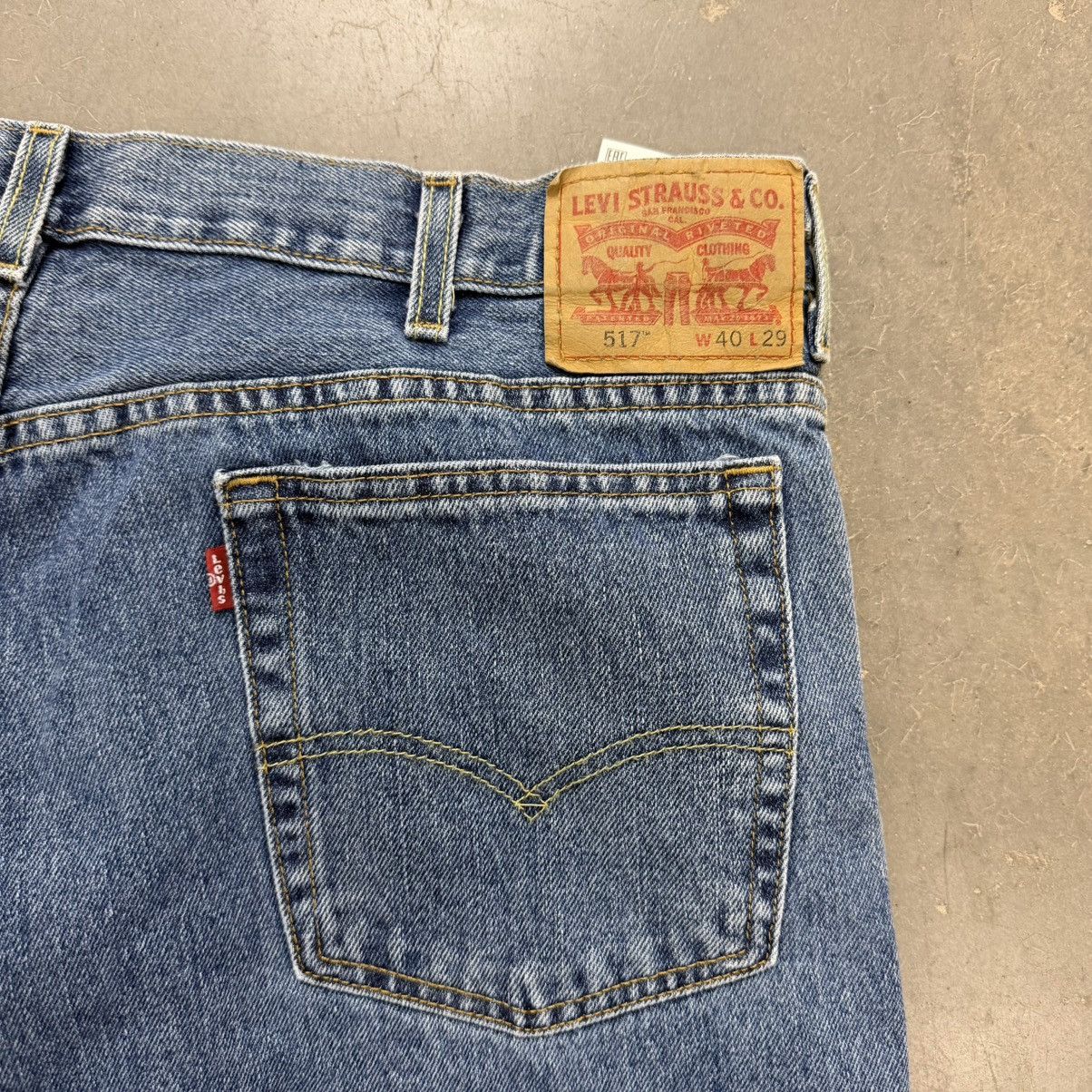 Levi's Levi’s 517 Bootcut Jeans Light Wash 40x29 Size US 40 / EU 56 - 2 Thumbnail