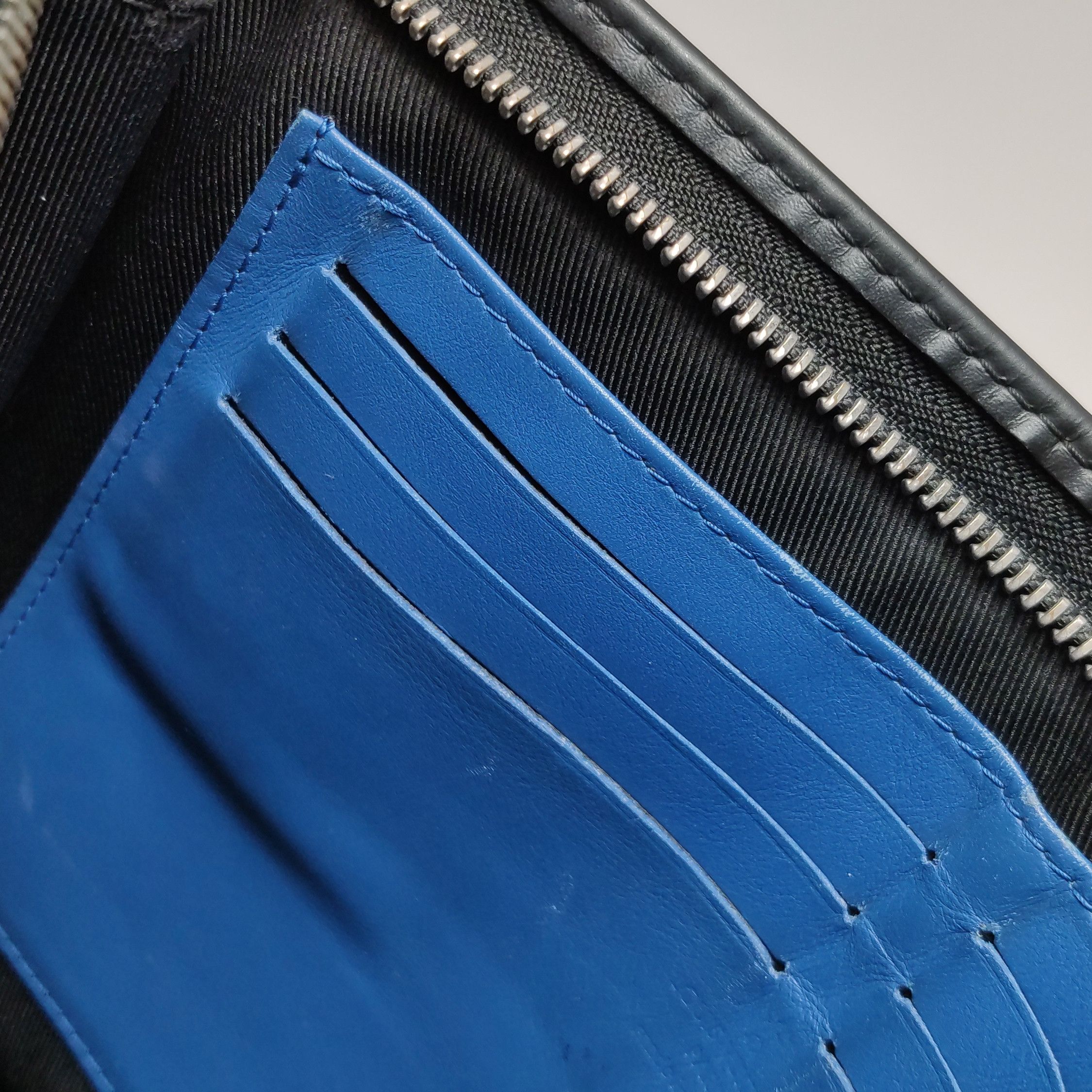 Louis Vuitton Louis Vuitton (LV) Pochette Voyage Medium Leather Checkerbo Size ONE SIZE - 2 Thumbnail