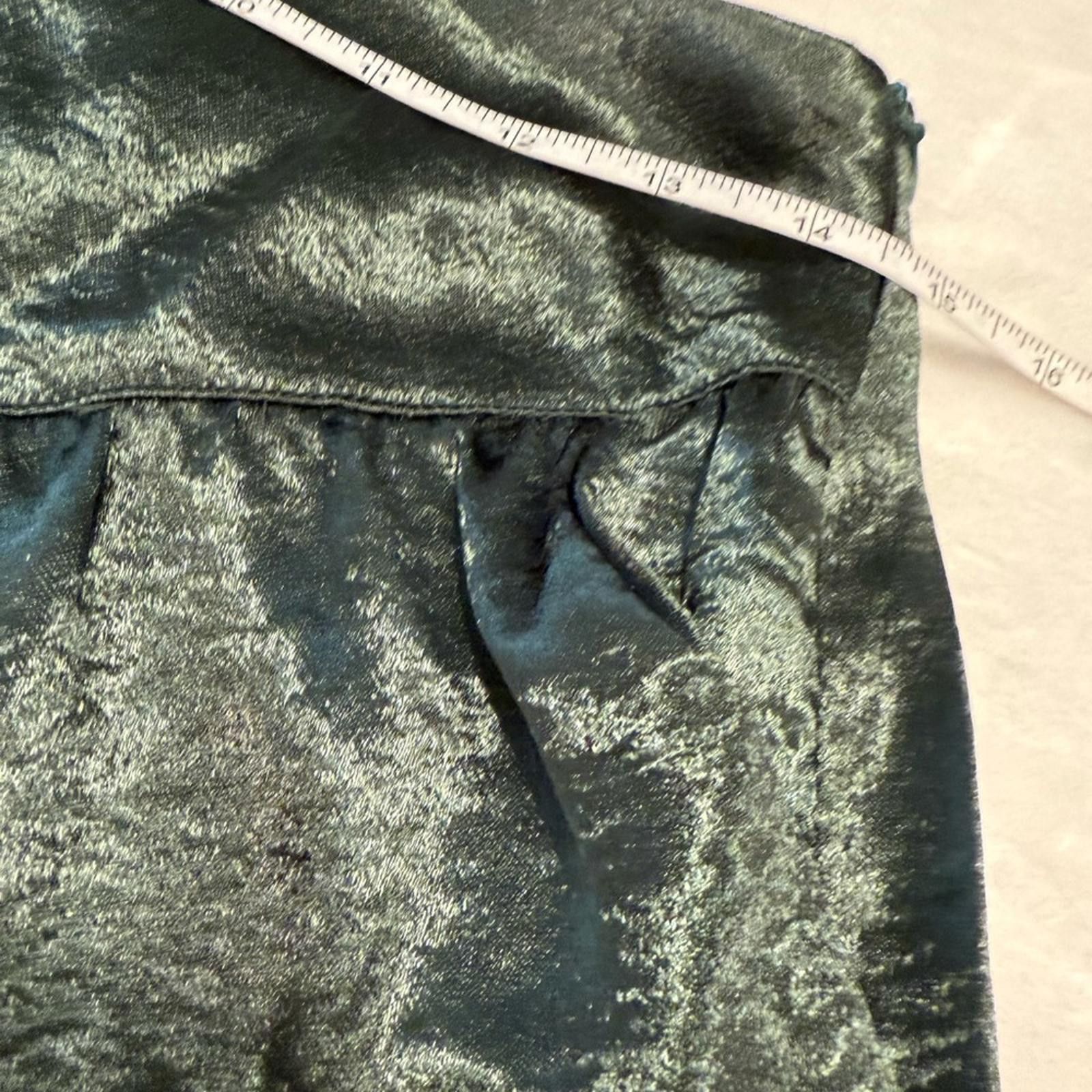 Other Lost + Wander forest green satin mini skirt side zip SZ M Size 32" / US 10 / IT 46 - 9 Thumbnail