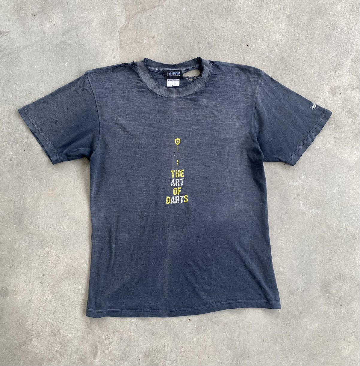 Vintage VINTAGE THE ART OF THE DARK DISTRESSED TEE Size US M / EU 48-50 / 2 - 1 Thumbnail