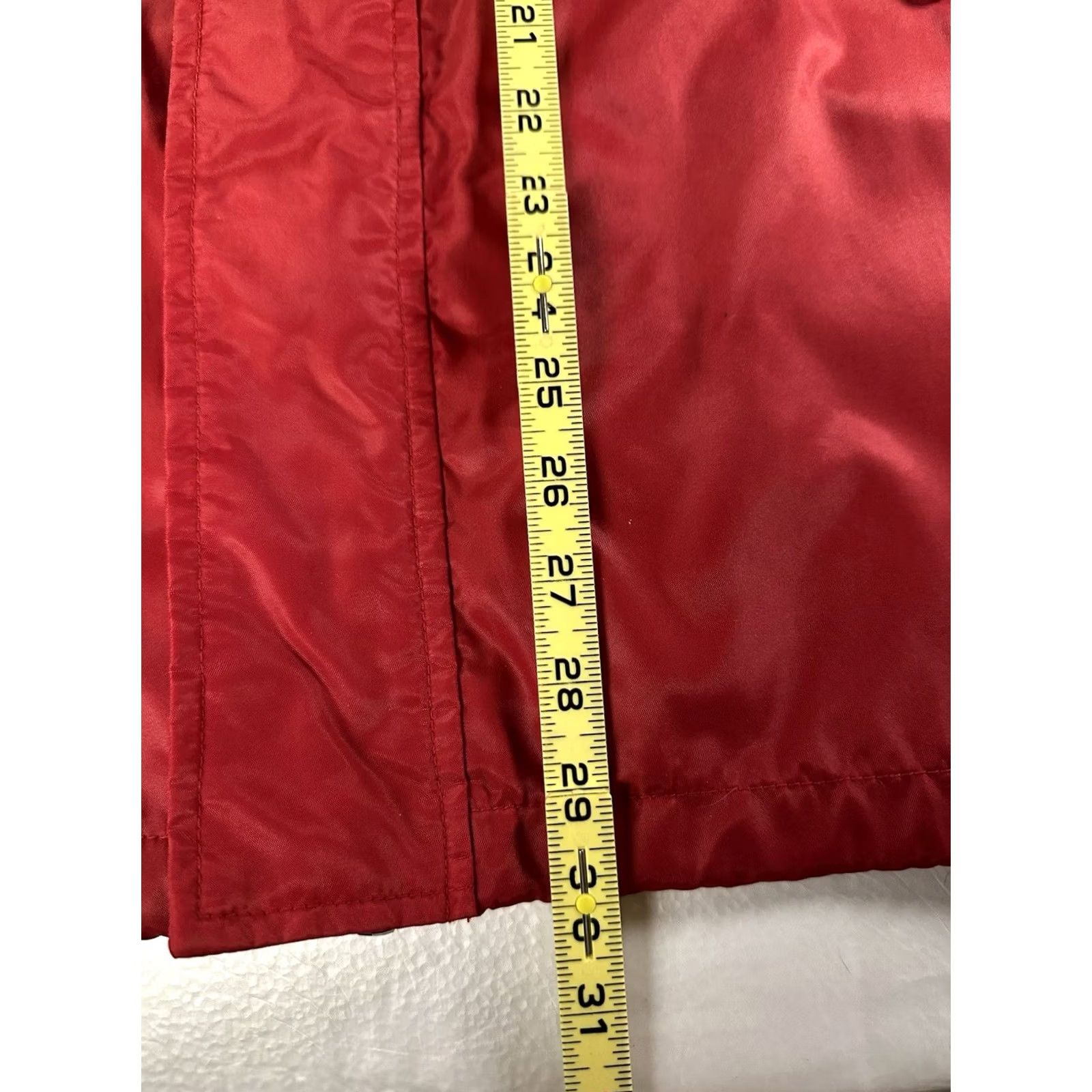 Tommy Hilfiger VTG Tommy Hilfiger Jeans Jacket Mens Medium Red Logo Windbreaker Hooded Nylon Front Zip Button Snap Sailor Windbreaker *Flaw" Size US 31 - 7 Thumbnail
