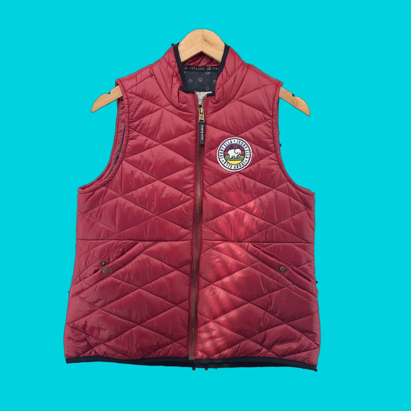 Vintage VINTAGE Ivory Ella Puffer Vest Womens M Red Quilted Sleeveless Lightweight Block Style 19x24 Mens Womens Size M / US 6-8 / IT 42-44 - 1 Thumbnail