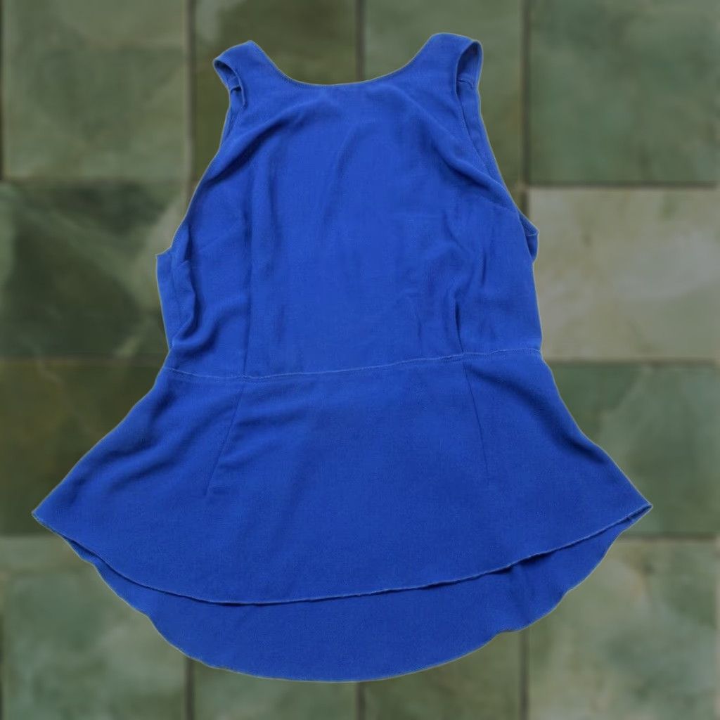 Vintage Wilfred Blouse Sleeveless Open-Back Royal Blue 8 Womens Lightweight Casual Crew Neck Polyester Blouse Size M / US 6-8 / IT 42-44 - 1 Thumbnail