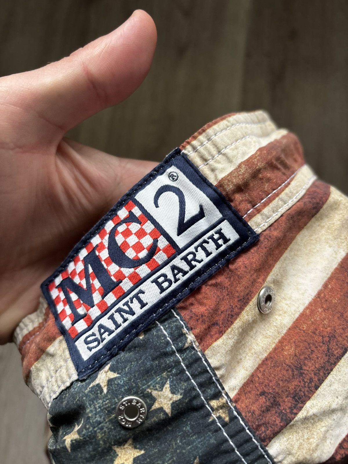 MC2 Saint Barth rare MC2 Saint Barth American Flag beach shorts Size US 36 / EU 52 - 21 Thumbnail