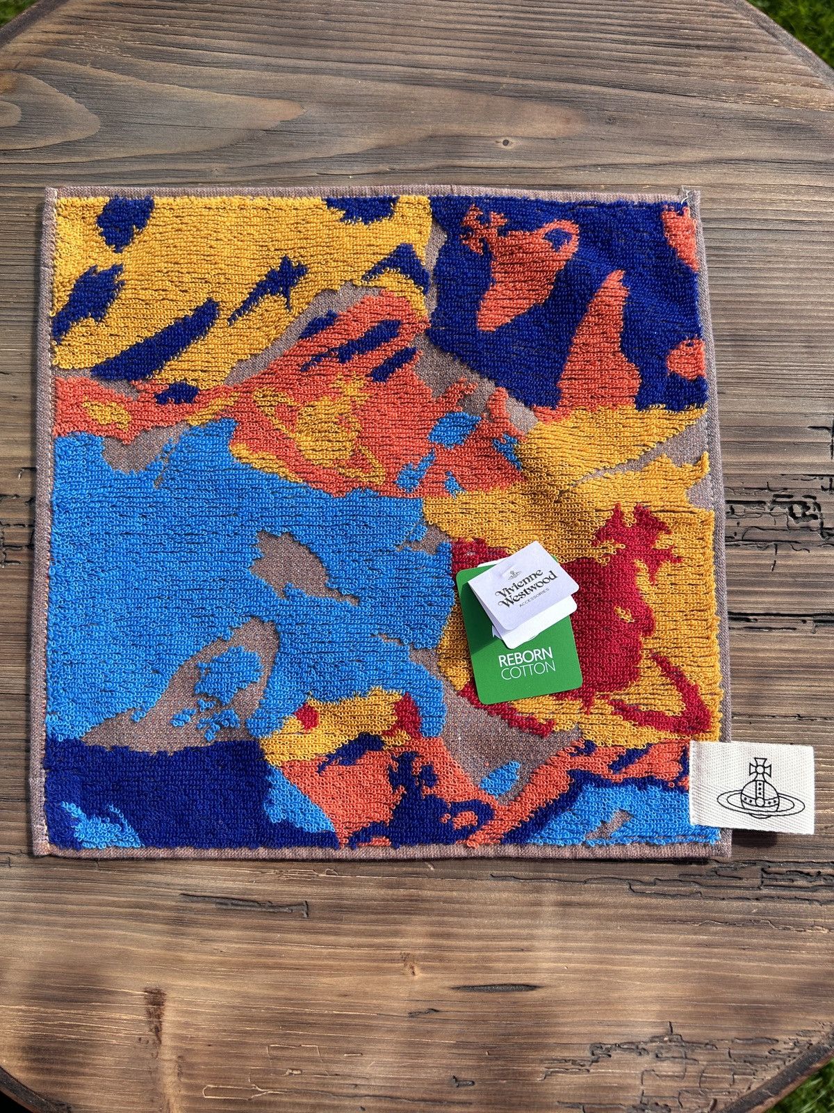 Vivienne Westwood BNWT Vivienne Westwood Orb Camo Mini Hand Towel Handkerchief Size ONE SIZE - 1 Thumbnail