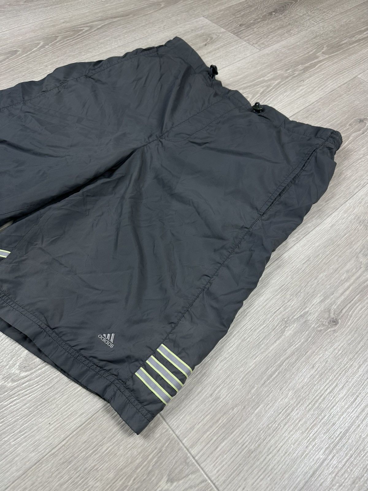 Adidas × Vintage Vintage Adidas 90s Suit T-Shirts and Shorts Y2K Size US L / EU 52-54 / 3 - 13 Thumbnail