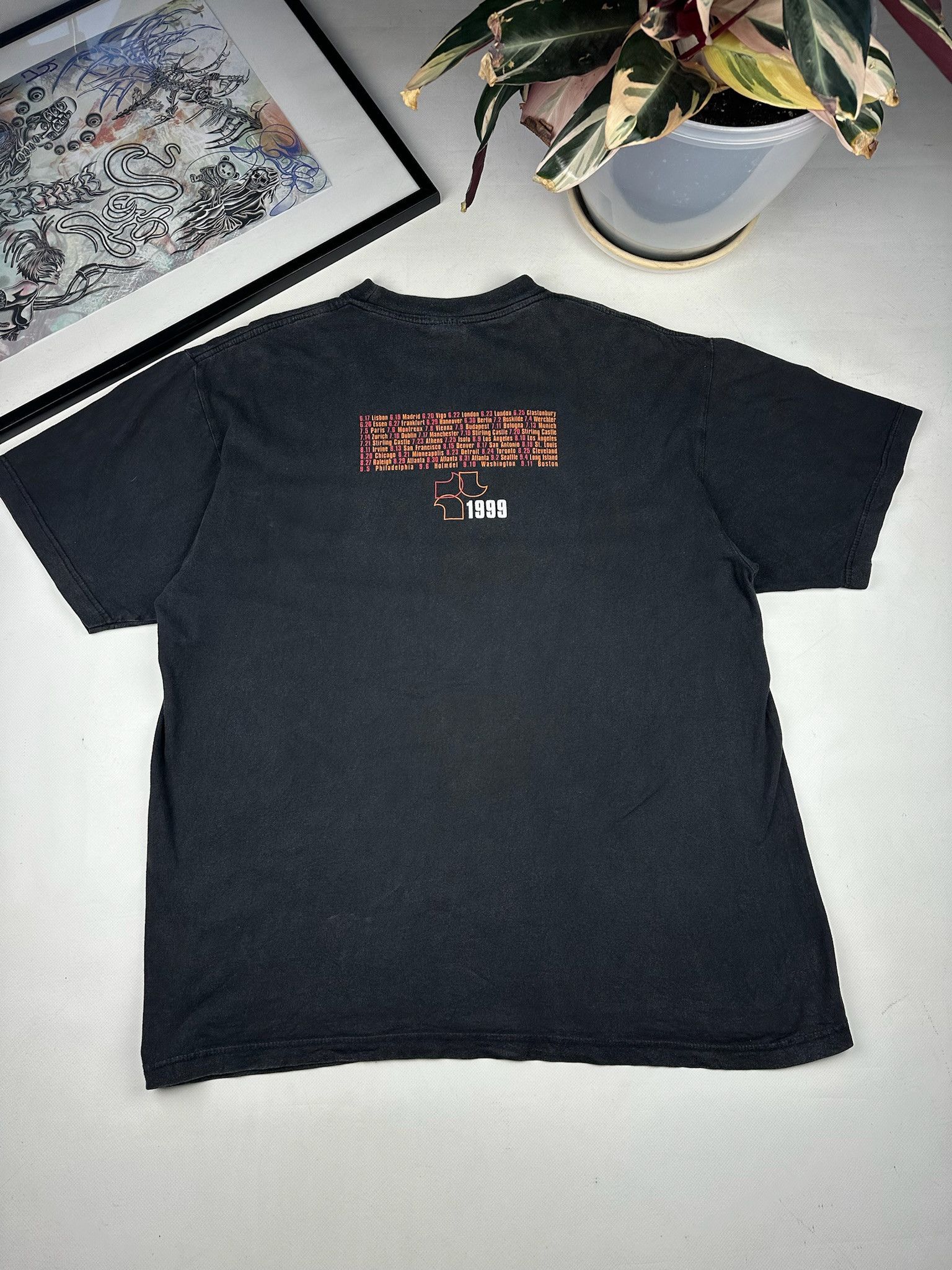 Vintage Vintage REM Band Tee Size US L / EU 52-54 / 3 - 6 Thumbnail