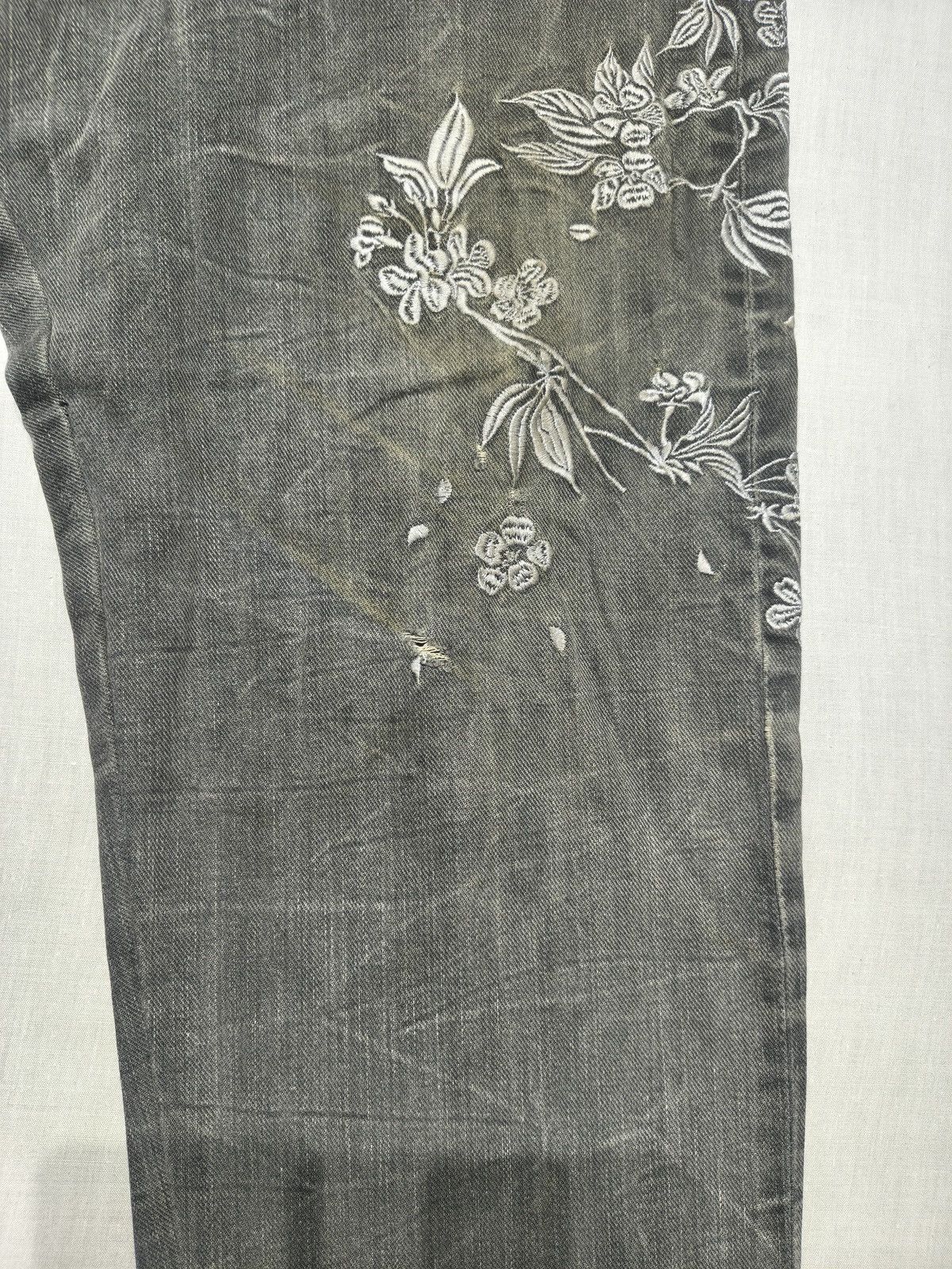 Japanese Brand CRAZY EMBROIDERY ALL OVER LUCKY KOI FISH JEANS 🐟🇯🇵(015) Size US 36 / EU 52 - 13 Thumbnail
