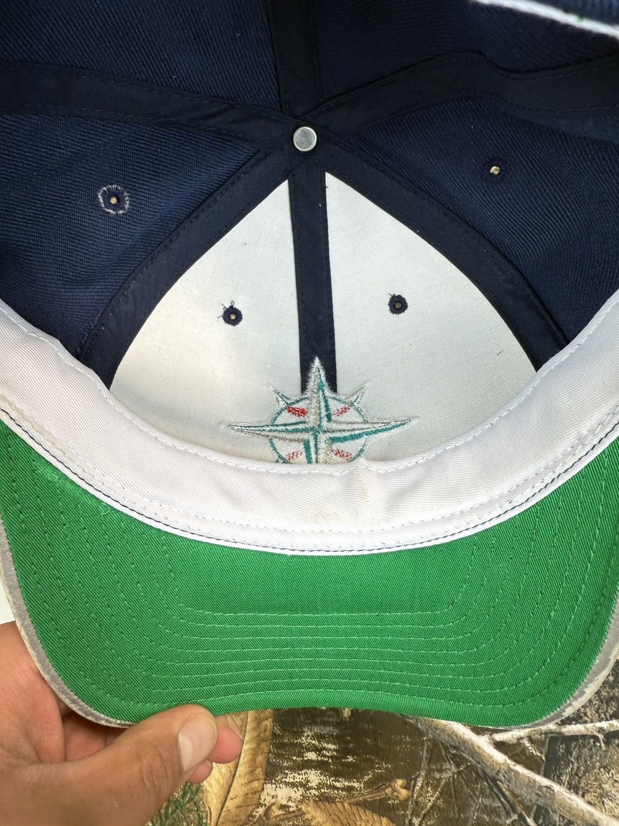 Vintage ***FINAL DROP***RARE BNWOT SEATTLE MARINERS AMERICAN NEEDLE Size ONE SIZE - 10 Thumbnail
