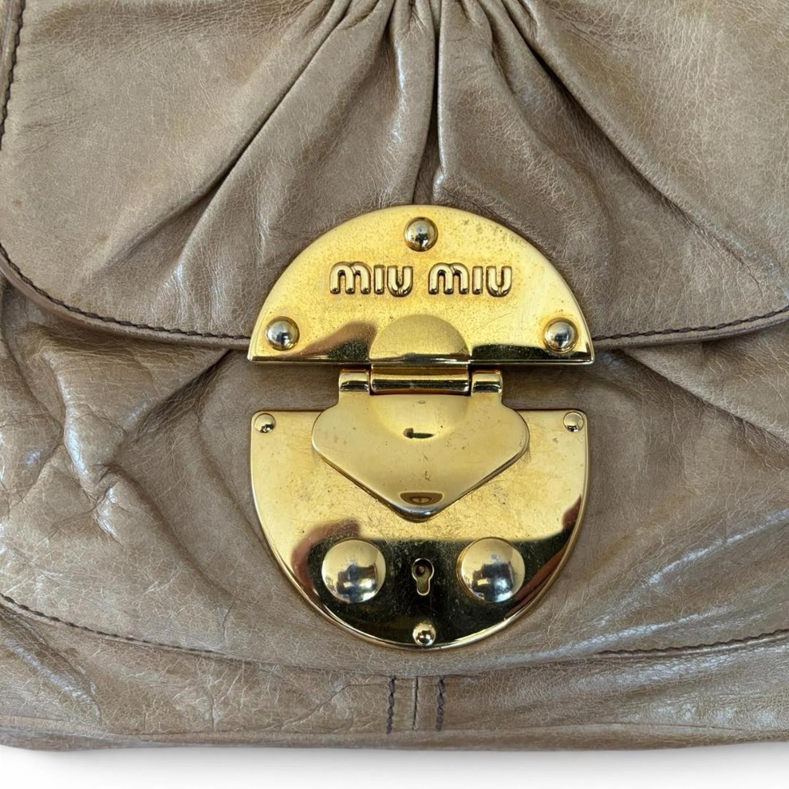 Miu Miu Miu Miu - Beige Leather Tote Bag Gold Hardware Size ONE SIZE - 4 Thumbnail