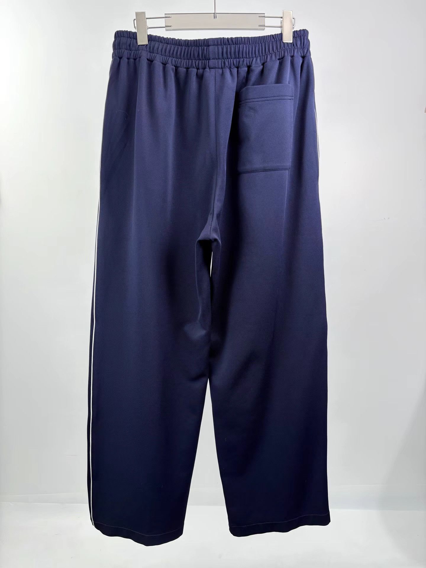 Gucci GUCCI New Embossed Pants Size US 37 - 2 Thumbnail