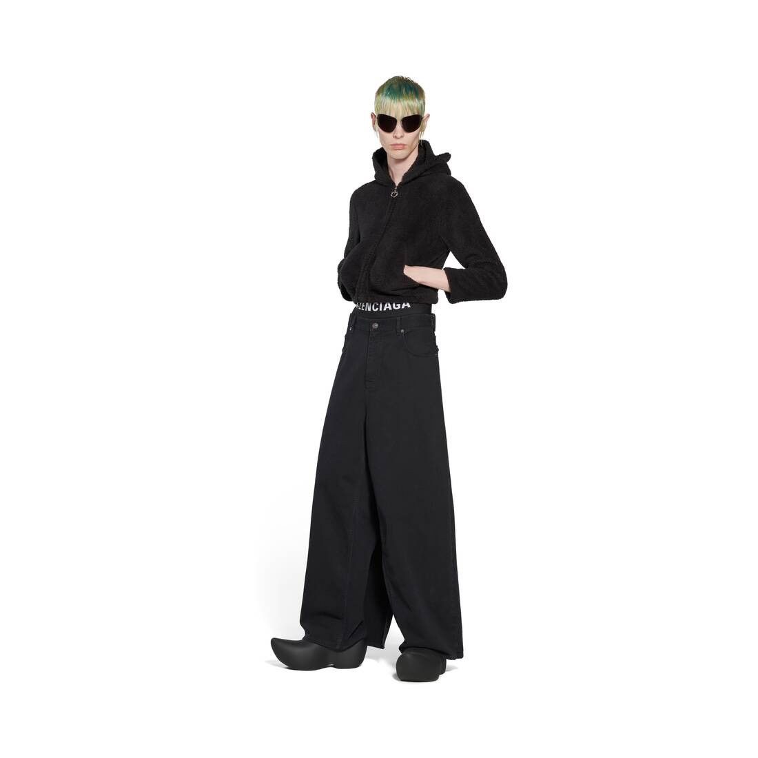 Balenciaga o1bcso1str1124 Softwear Heart Zip-up Hoodie Small Fit Black Size XS / US 0-2 / IT 36-38 - 2 Thumbnail