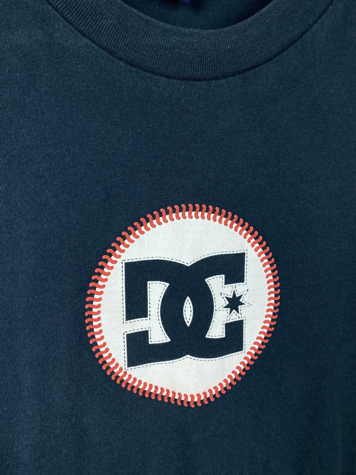 DC ⚾️Vintage T-Shirt DC Baseball Style Ball VTG Tee⚾️ Size US XL / EU 56 / 4 - 5 Thumbnail