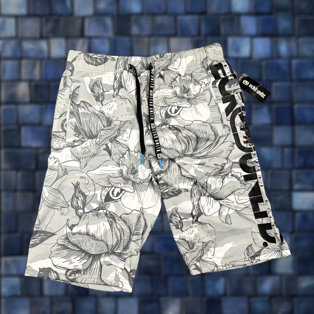 Ecko Unltd. Ecko Unltd Shorts Mens Medium White Floral Drawstring Logo Bermuda Summer Size US 31 - 1 Thumbnail