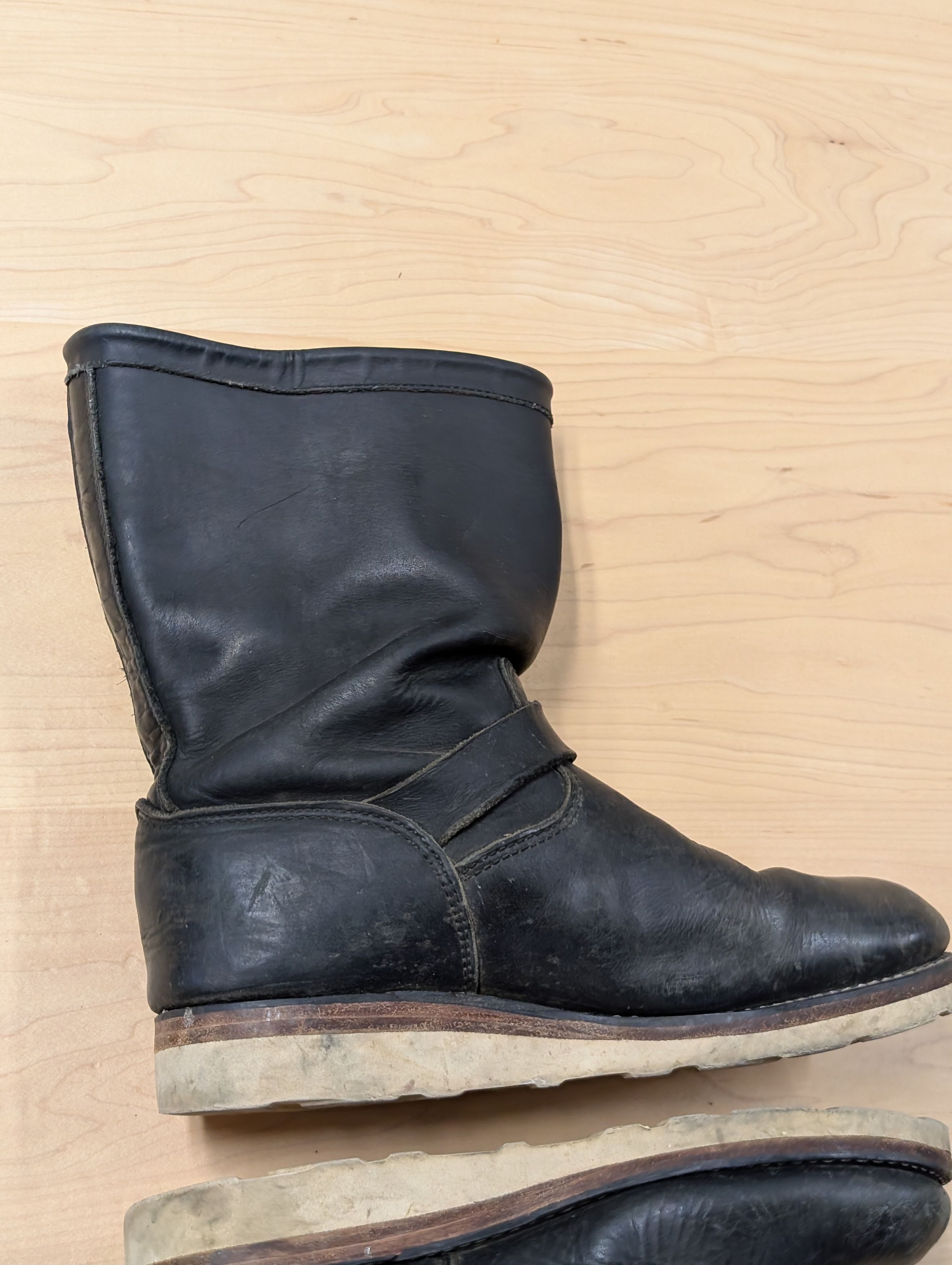 Red Wing Red Wing 2268 Black Leather Engineer Boots Size US 12 / EU 45 - 8 Thumbnail