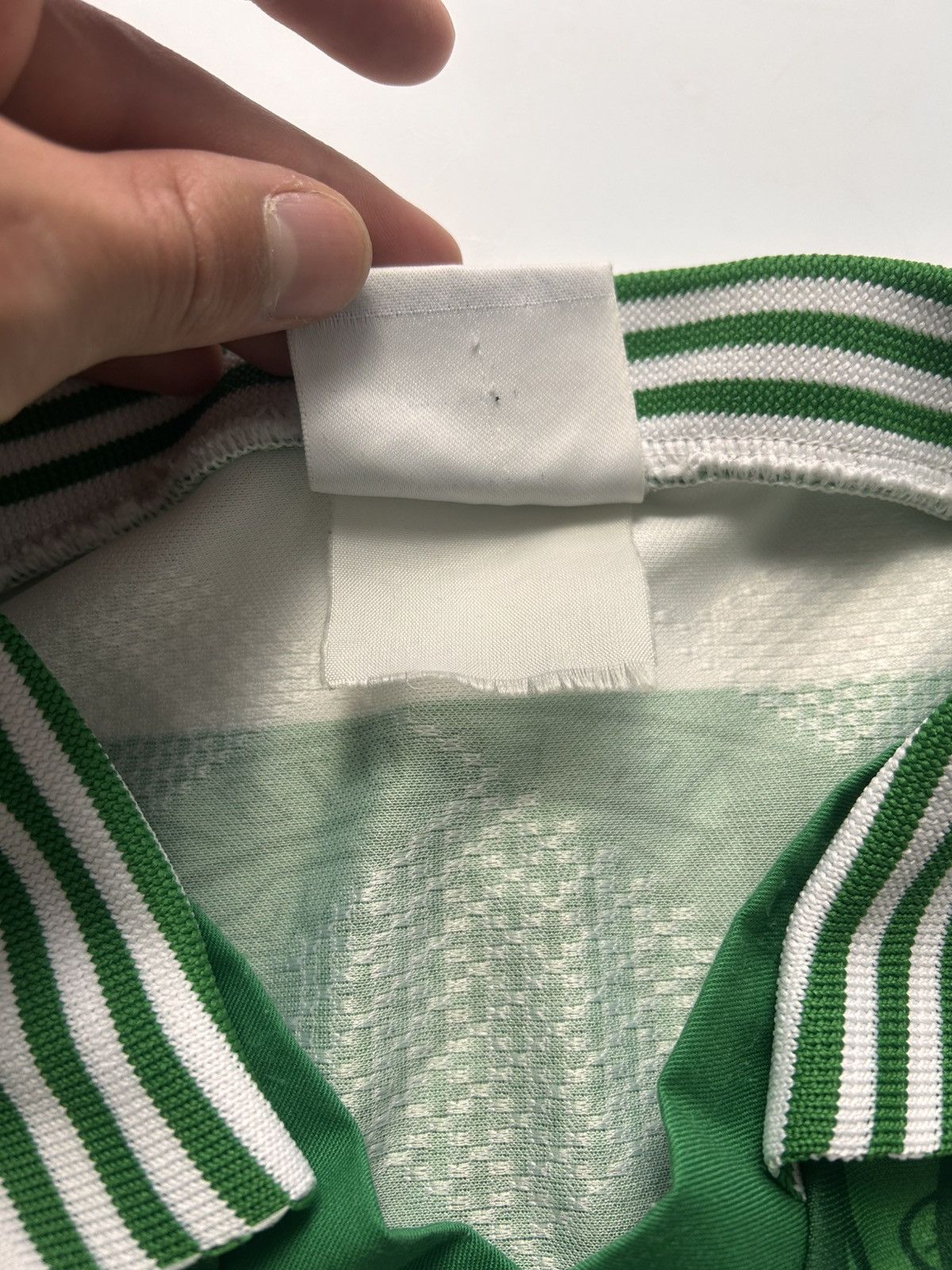 Umbro Celtic glasgow vintage 1996 football shirt Size US L / EU 52-54 / 3 - 9 Thumbnail