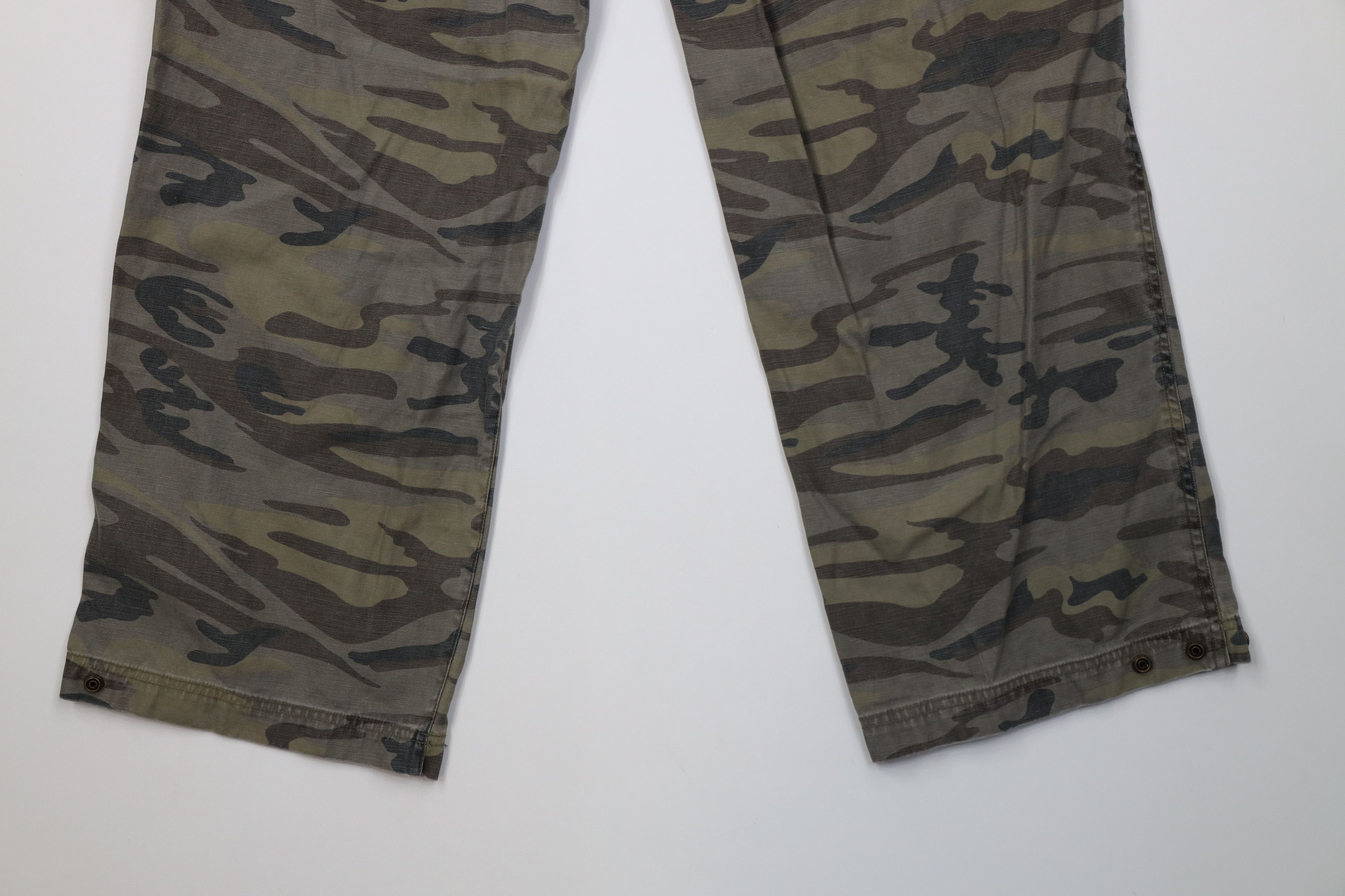Vintage Vintage Y2K Streetwear Baggy Wide Leg Cargo Pants Camouflage Size US 34 / EU 50 - 11 Thumbnail