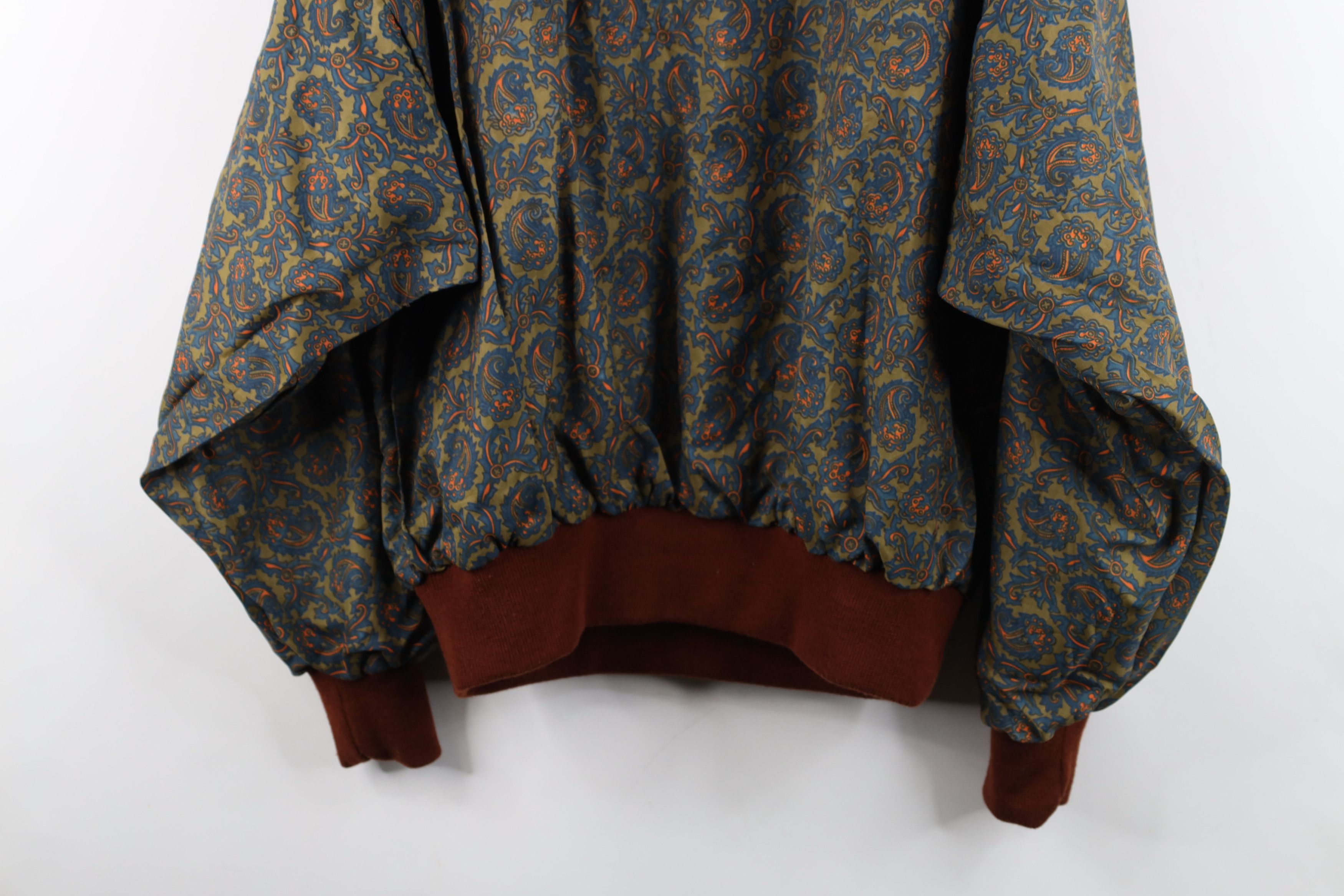 Vintage Vintage 90s Streetwear Reversible Suede Leather Silk Jacket Size US S / EU 44-46 / 1 - 17 Thumbnail