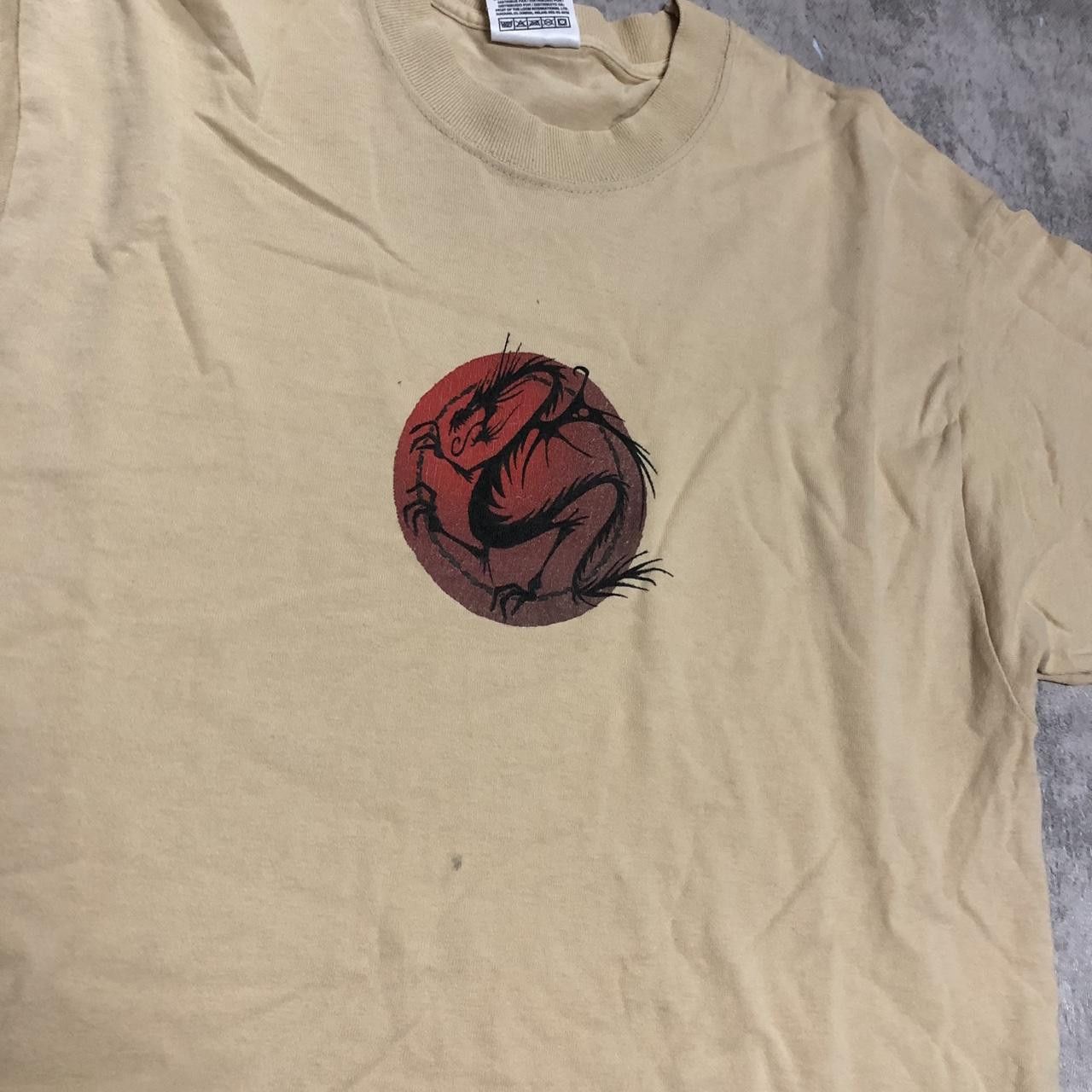 Other Cream & red Fruit of the Loom dragon T-shirt Size US L / EU 52-54 / 3 - 2 Thumbnail