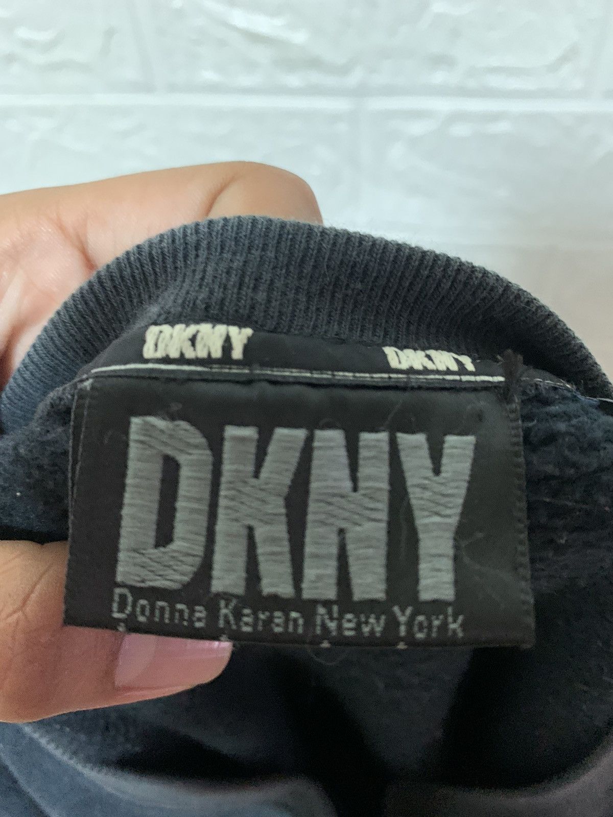 DKNY × Donna Karan Vintage DKNY Sweatshirt Size US M / EU 48-50 / 2 - 7 Thumbnail