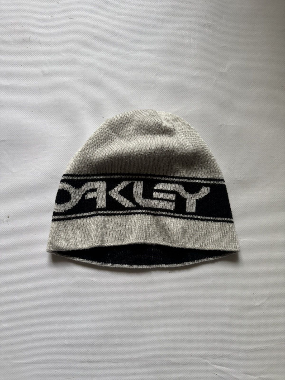 Oakley Vintage Oakley Big Logo Beanie Y2K Cyber Gorpcore REVERSIBLE Size ONE SIZE - 2 Thumbnail