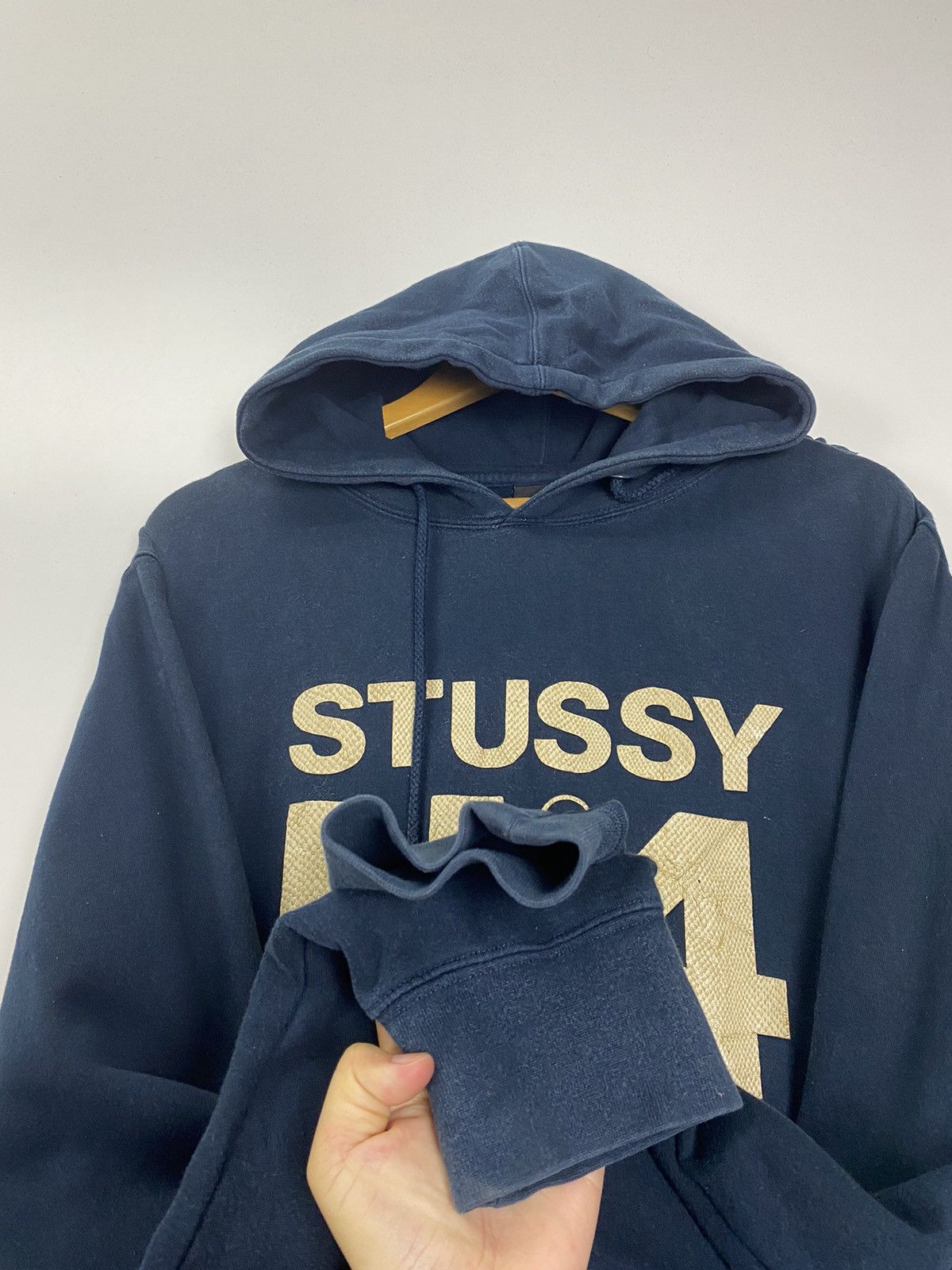 Stussy Vintage Stussy N.4 Hoodies Size US L / EU 52-54 / 3 - 8 Thumbnail