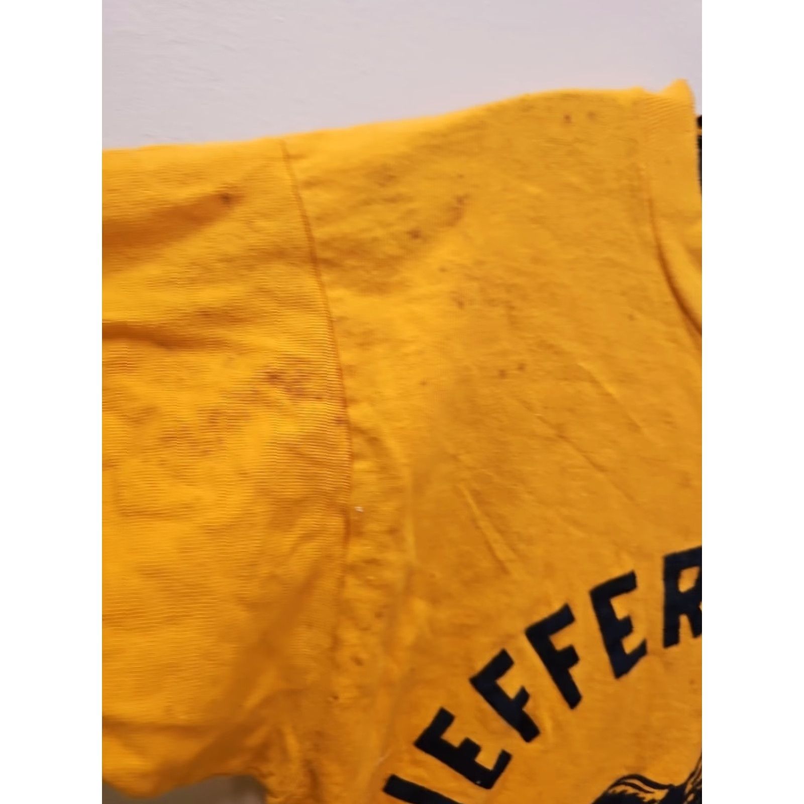 Champion VINTAGE Champion Running Man T-Shirt Mens Small Yellow USA 1950s 60s Small Hole Cotton Short Sleeve Size US S / EU 44-46 / 1 - 2 Thumbnail