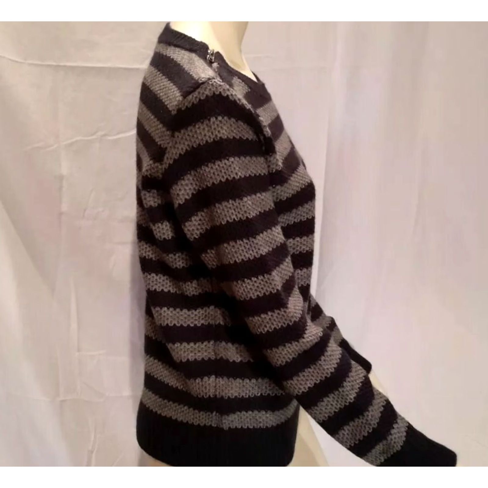 Vintage XXI Sweater Womens L Navy Gray Striped Crew Neck Long Sleeve Pullover Retro Casual Size L / US 10 / IT 46 - 3 Thumbnail