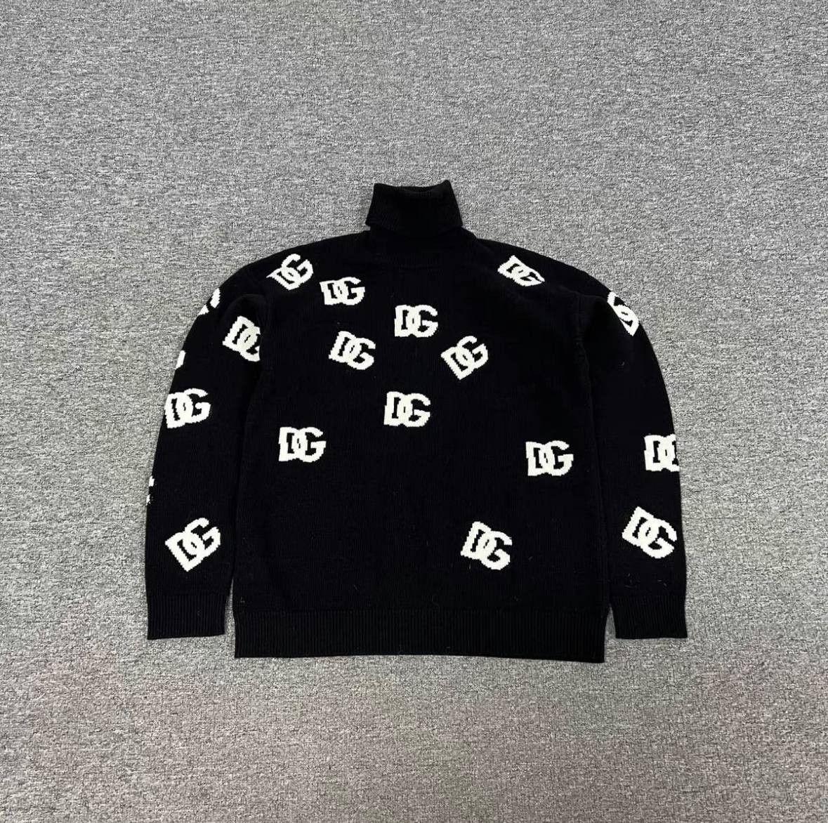Dolce & Gabbana Dolce & Gabbana Sweater Size US XXS / EU 40 - 1 Thumbnail