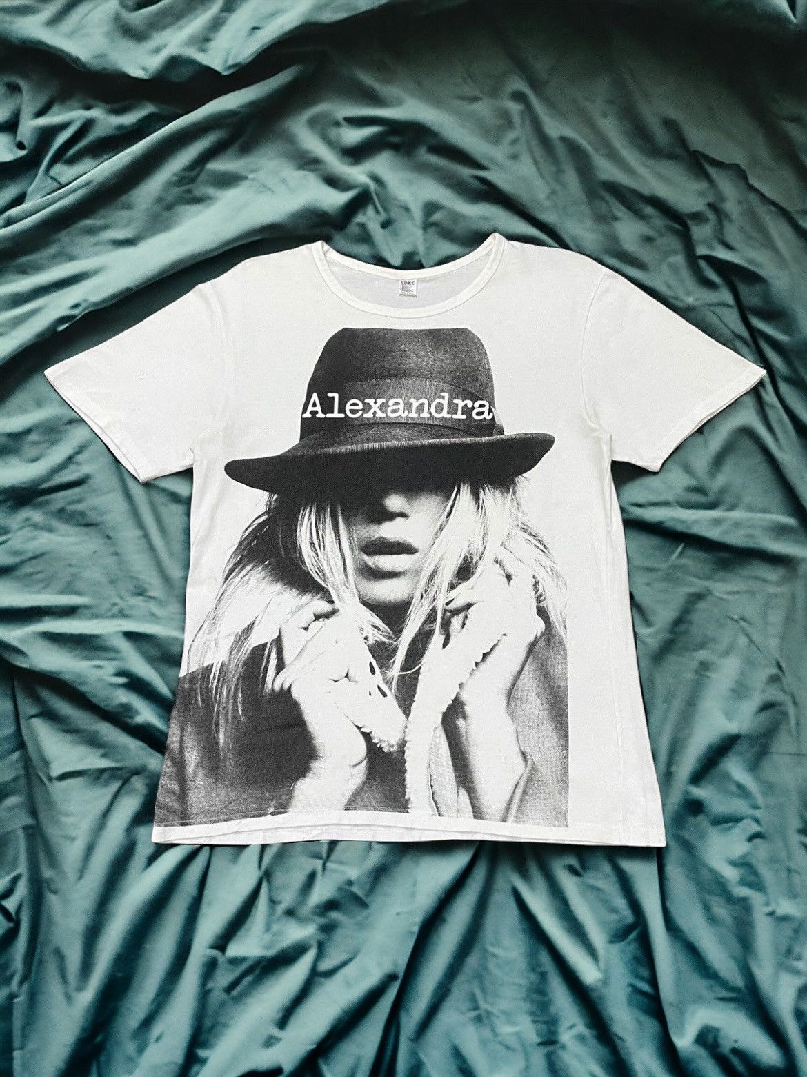 Hysteric Glamour × In The Attic SDKC Alexandra Artistic Photographed Jumbo Tshirt Size US M / EU 48-50 / 2 - 1 Thumbnail