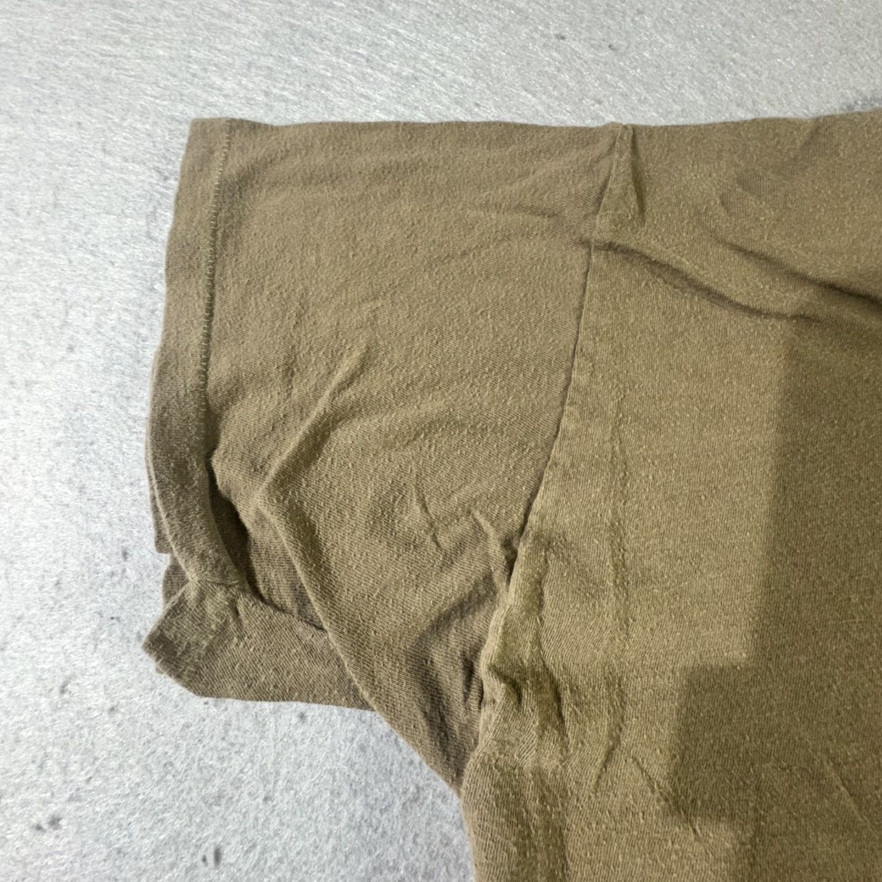 Vintage Brown T-Shirt Mens Large Short Sleeve Crewneck Casual Lightweight Soft Tee Size US L / EU 52-54 / 3 - 2 Thumbnail