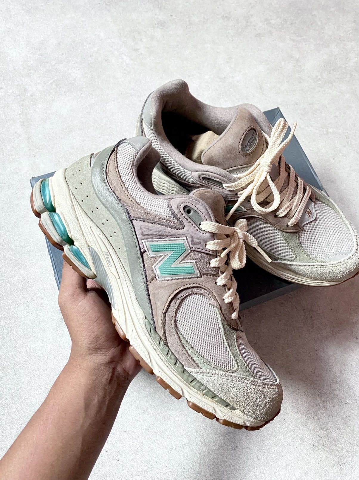 New Balance New balance x Atmos M2002RAM Oasis (exclusive release) Size US 9.5 / EU 42-43 - 1 Thumbnail