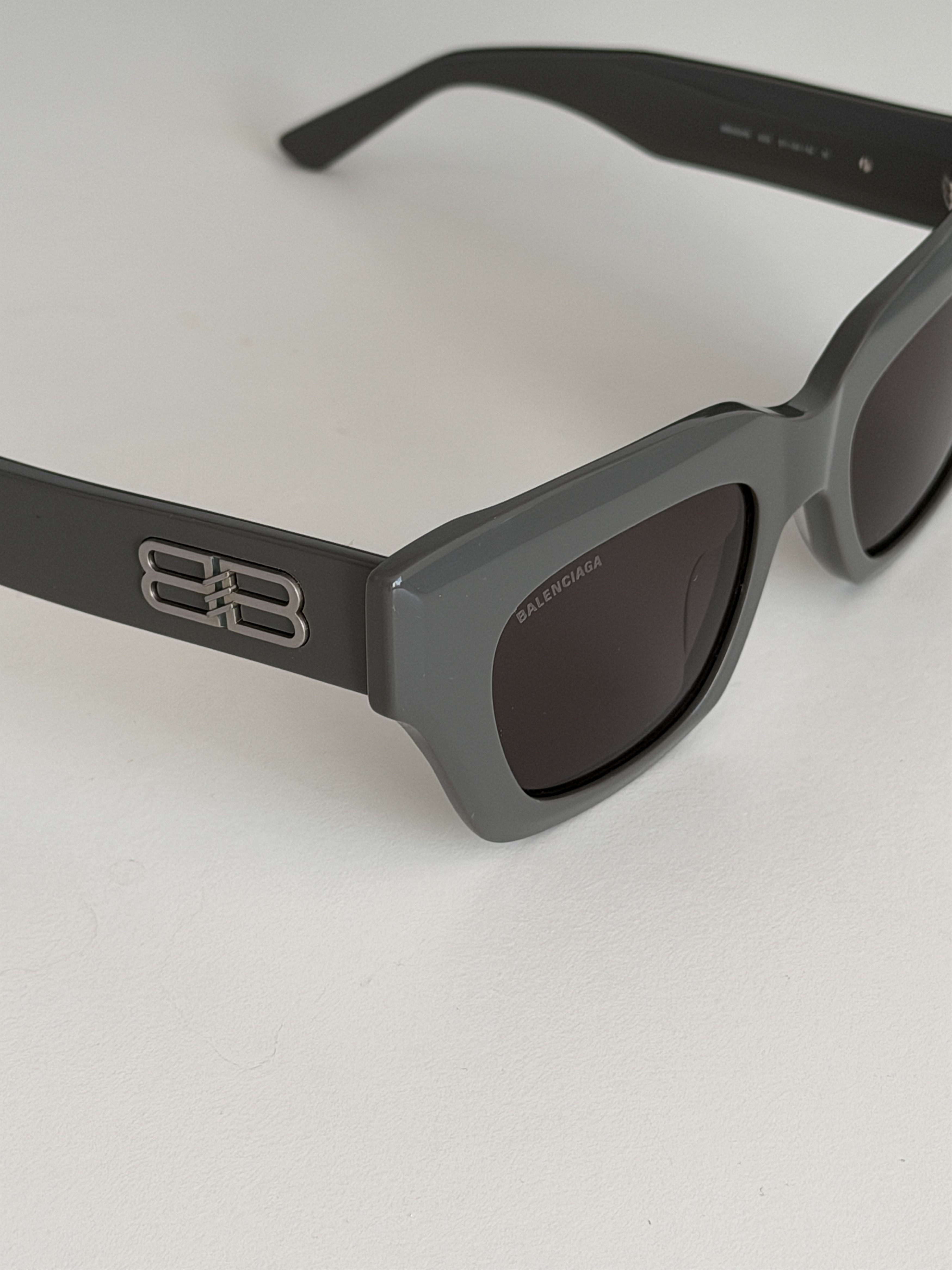 Balenciaga Balenciaga Sunglasses Size ONE SIZE - 7 Thumbnail
